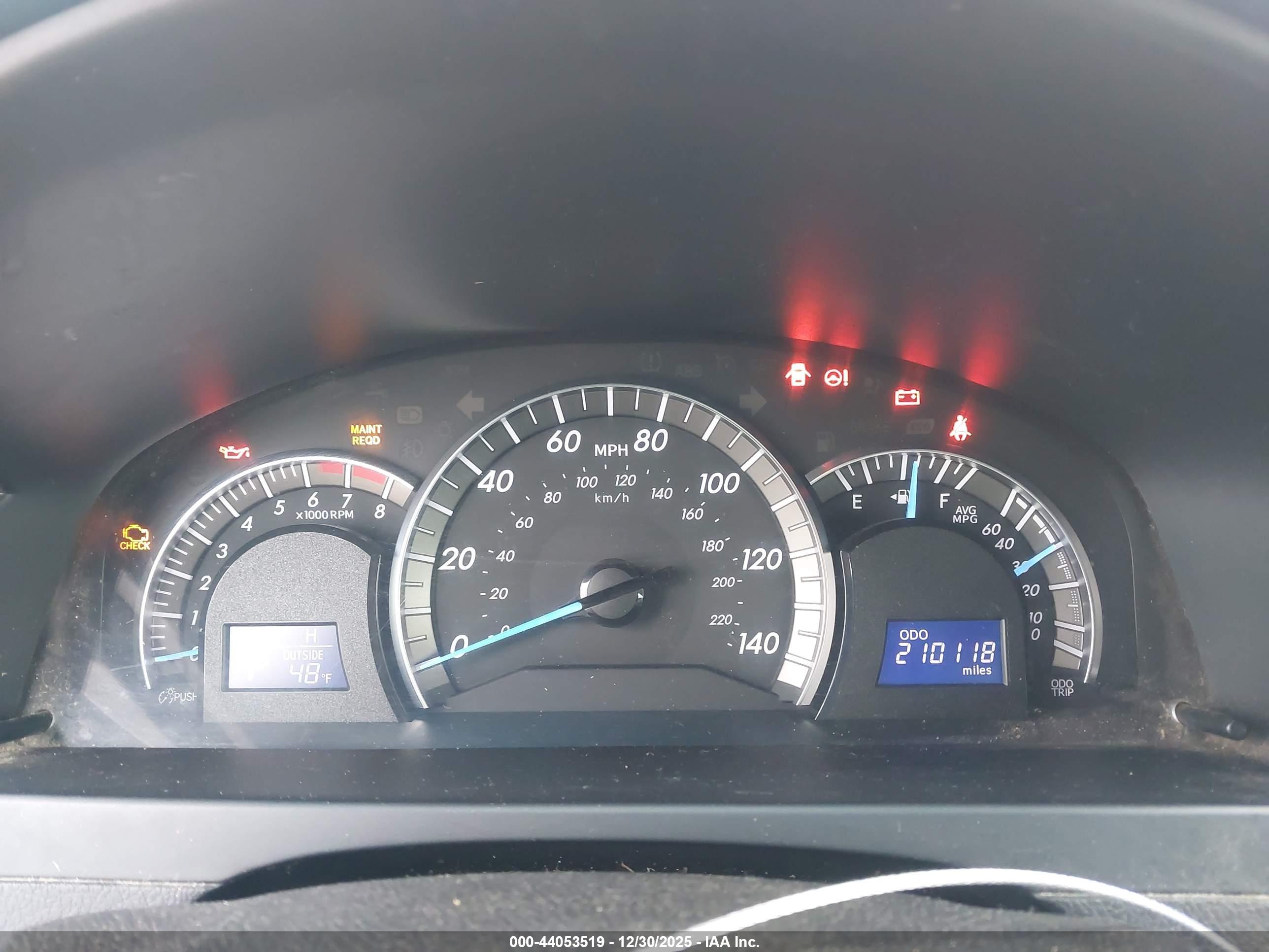TOYOTA CAMRY image 7