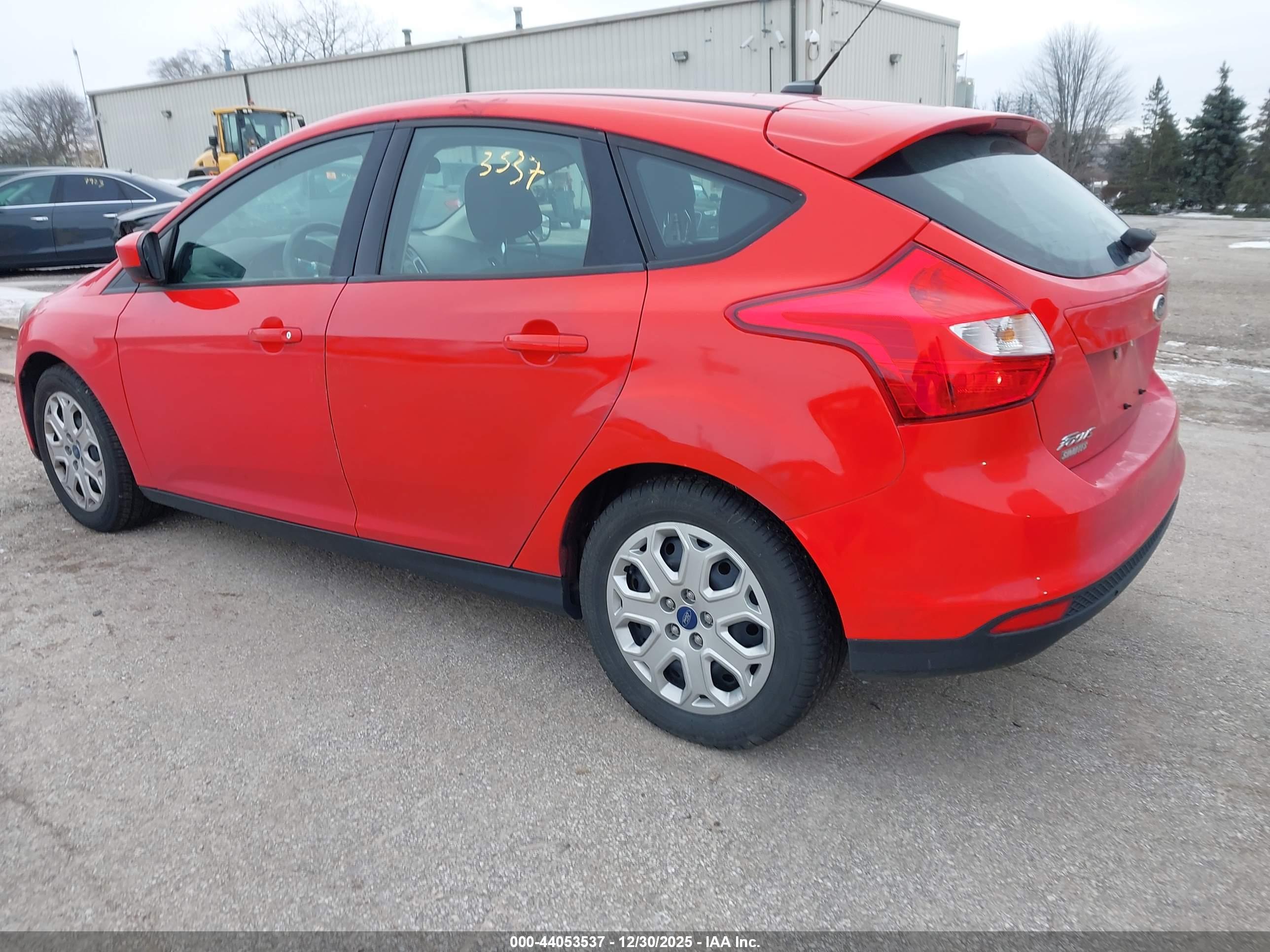 FORD FOCUS image 3