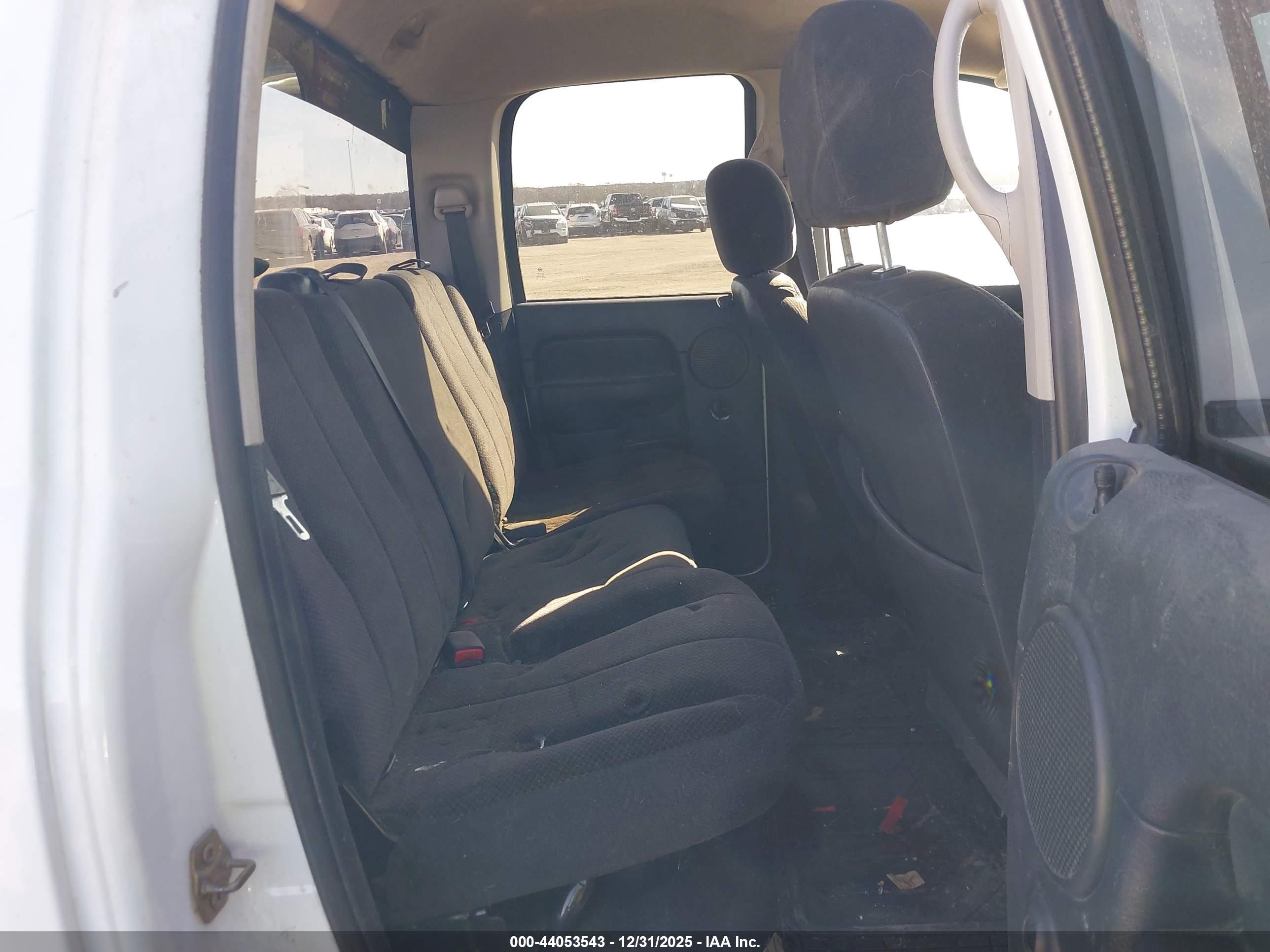 DODGE RAM image 8