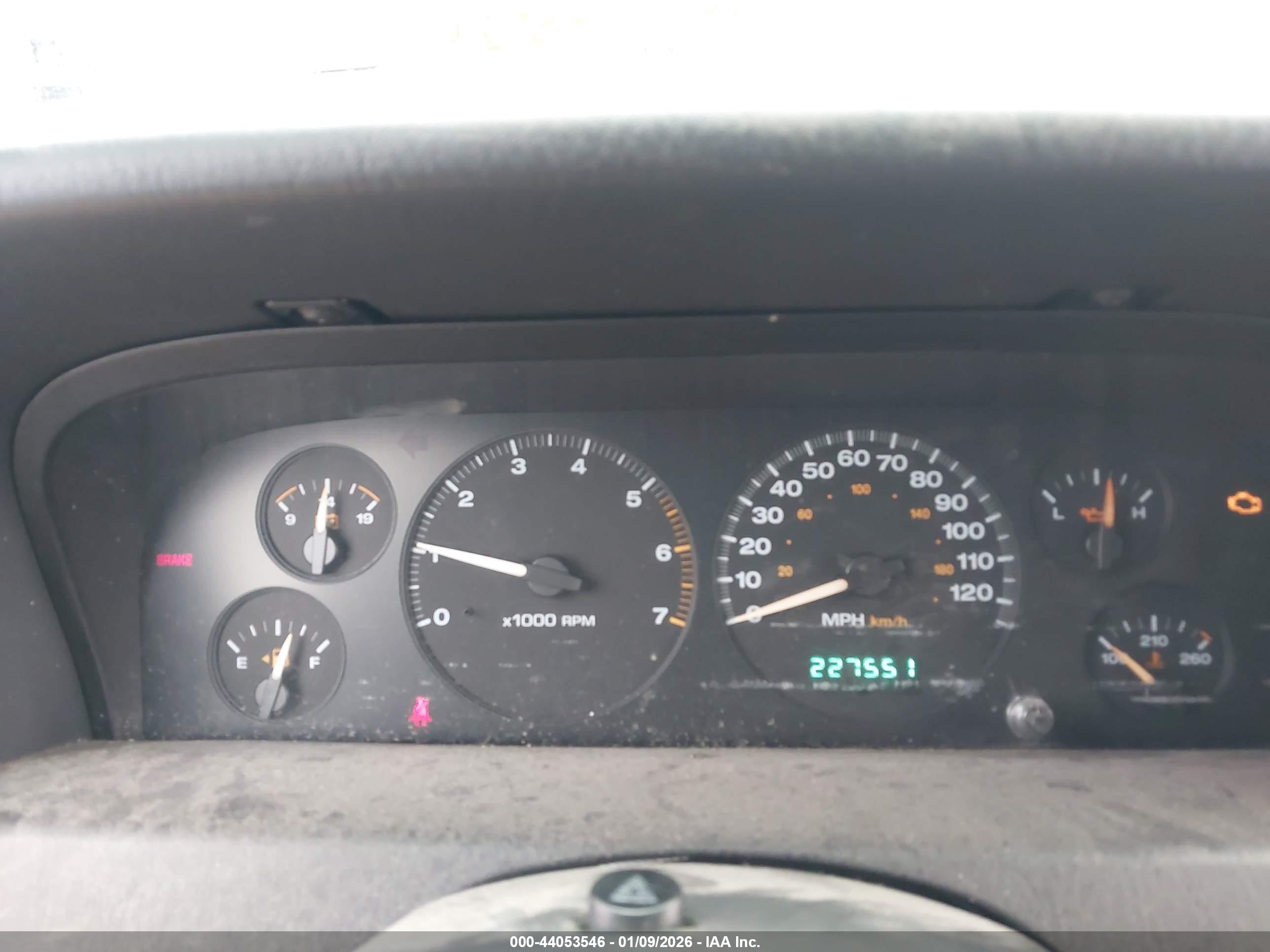 JEEP GRAND image 7