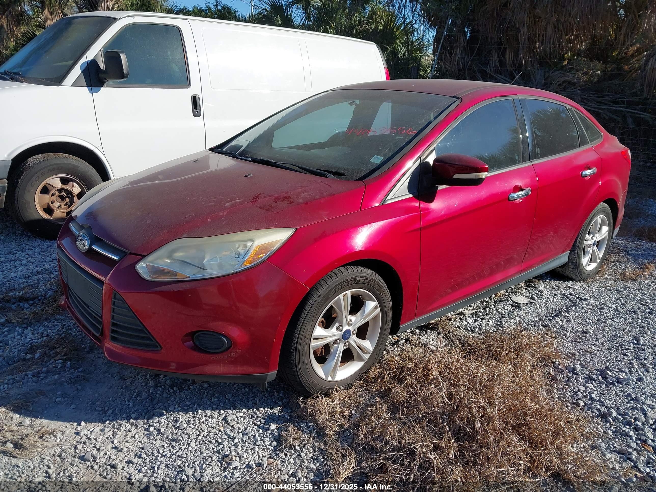 FORD FOCUS image 2