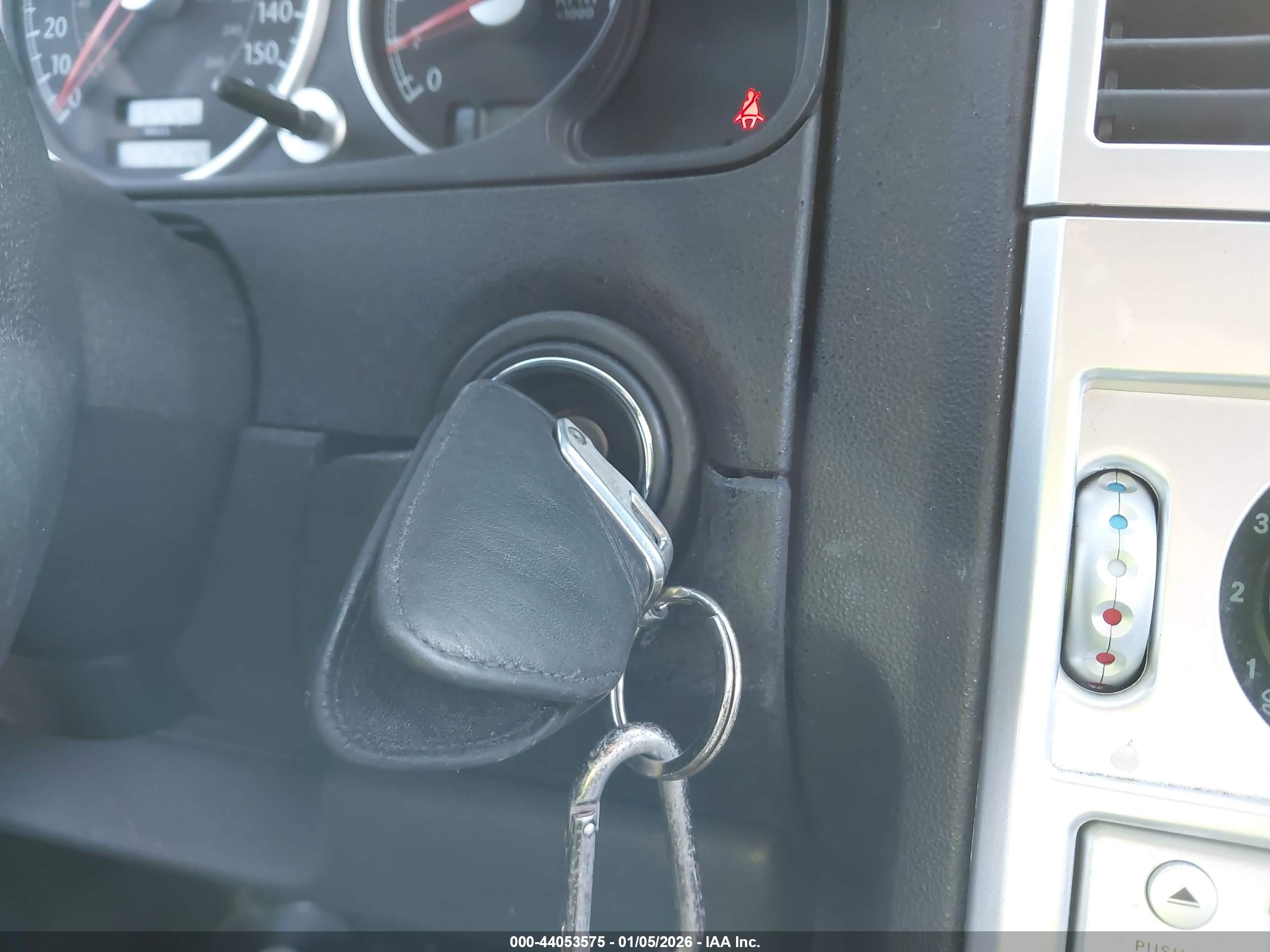 CHRYSLER CROSSFIRE image 11