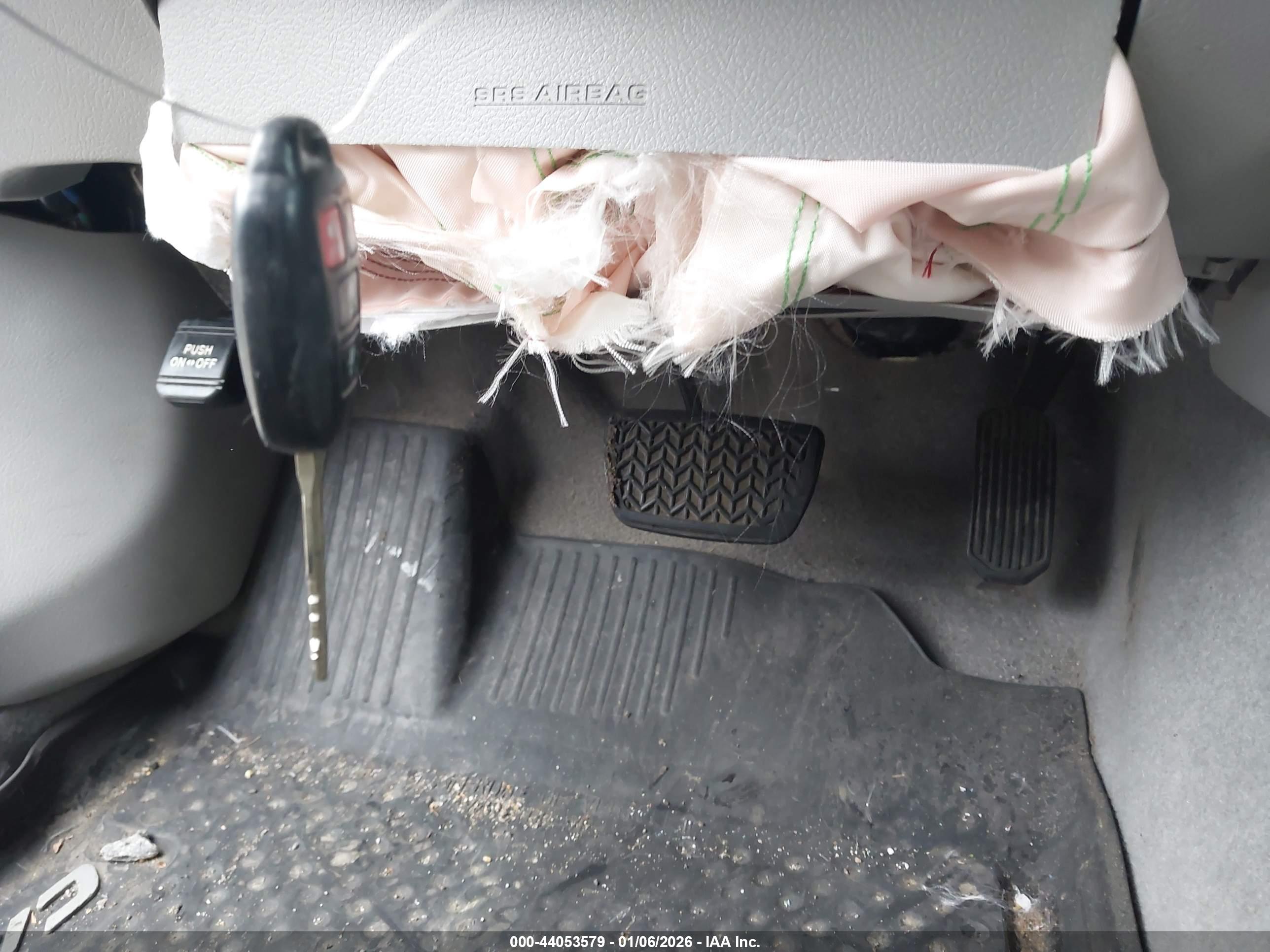 TOYOTA CAMRY image 11