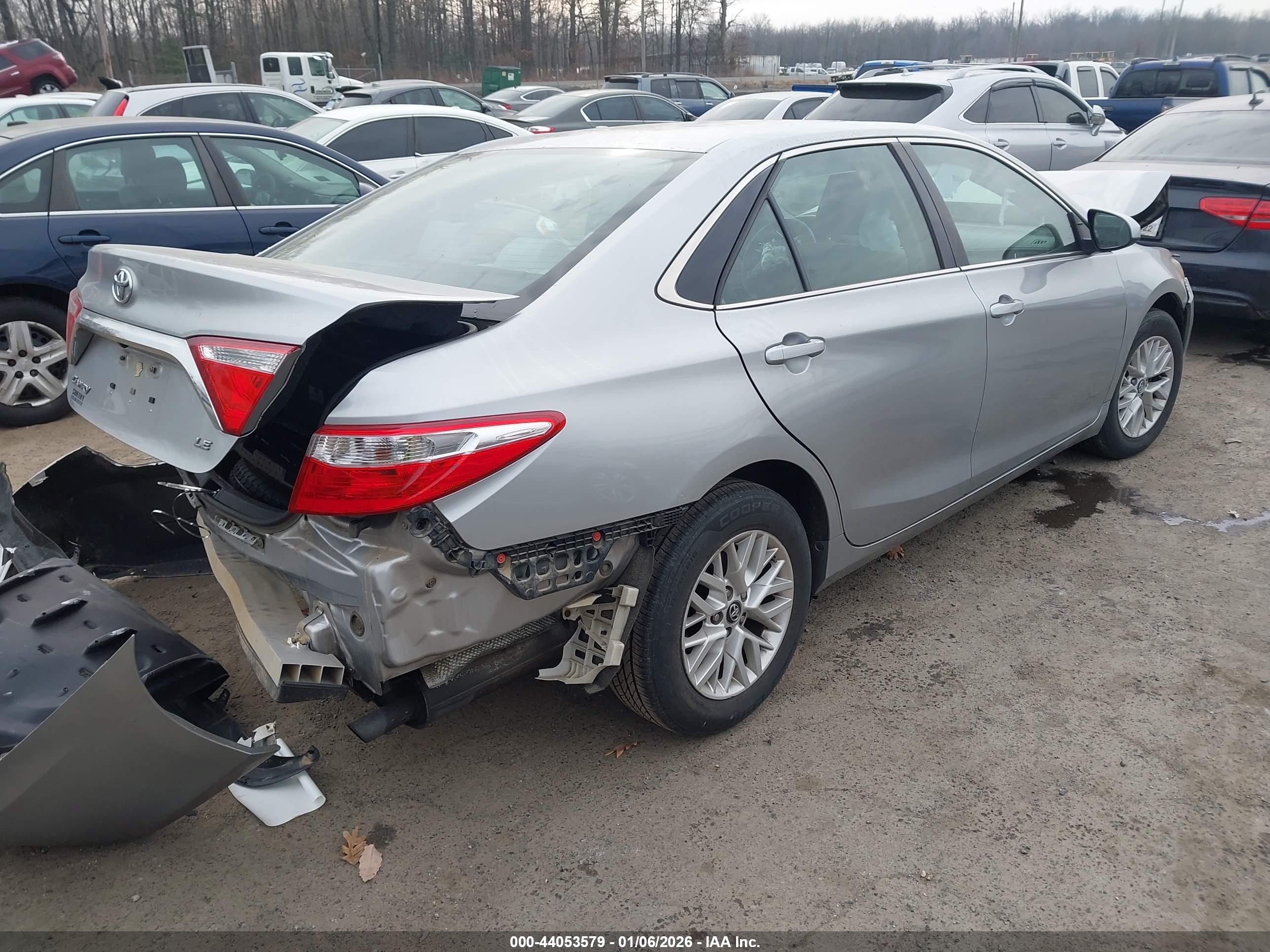 TOYOTA CAMRY image 4