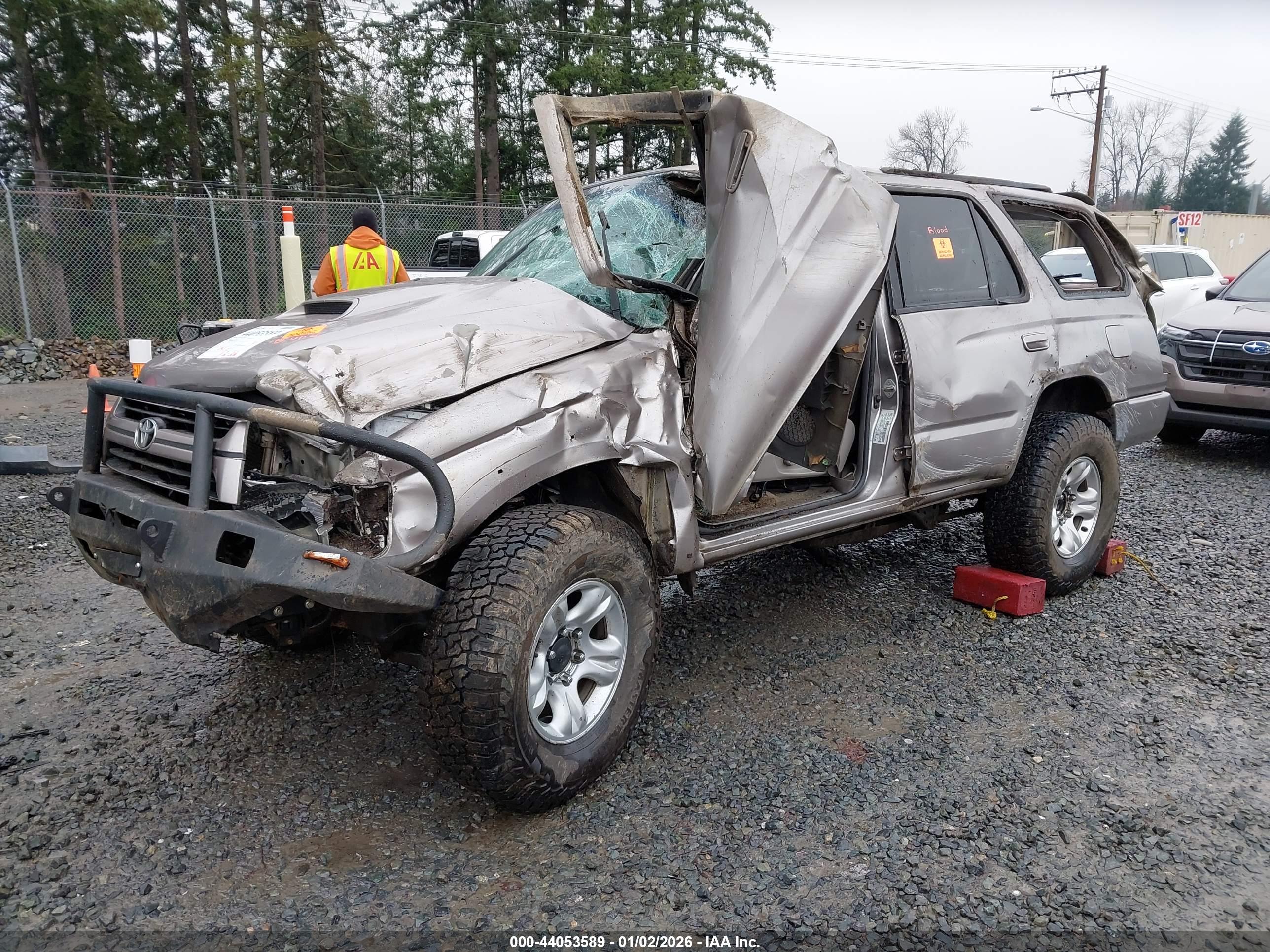 TOYOTA 4RUNNER image 2