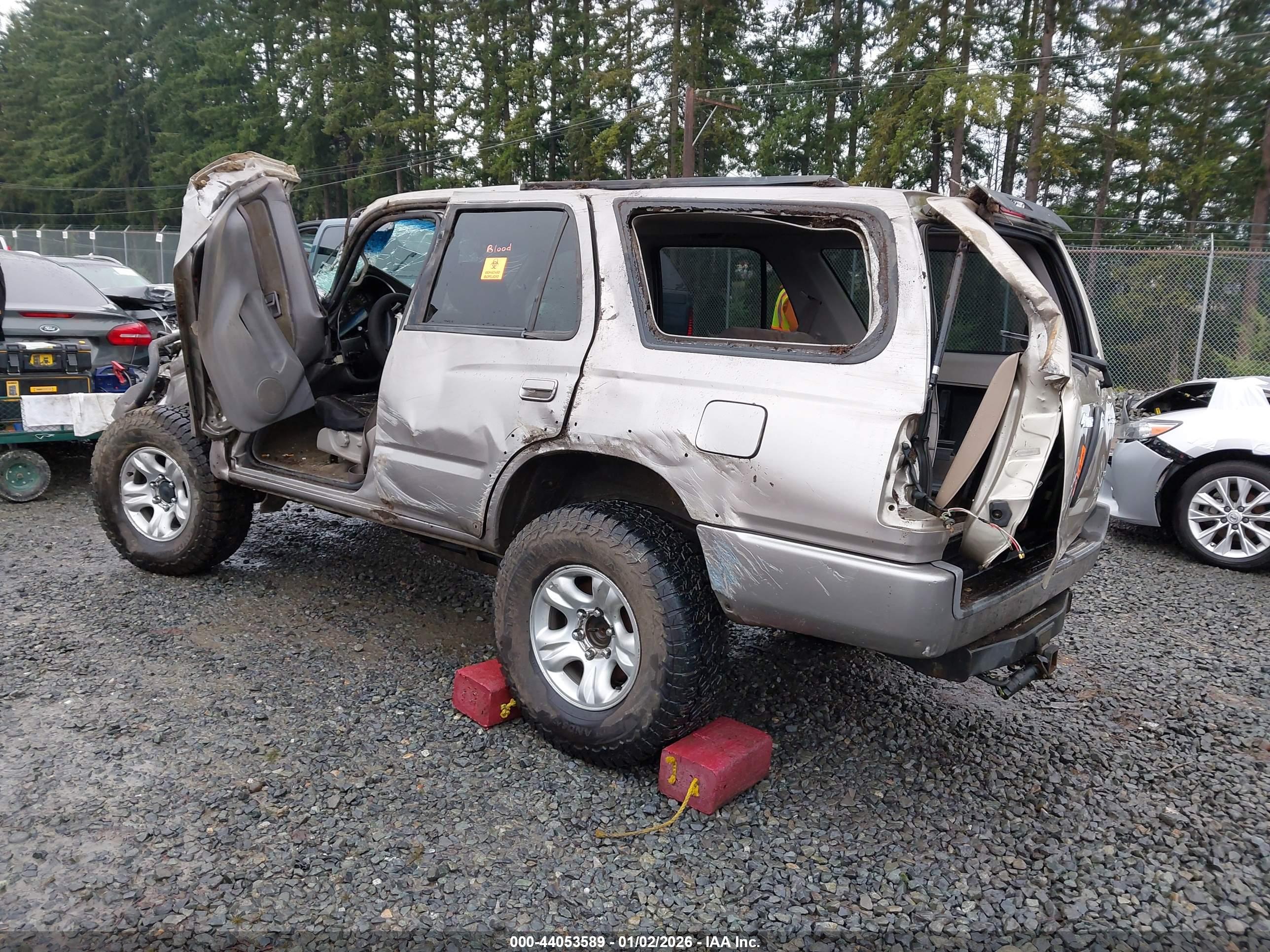 TOYOTA 4RUNNER image 3