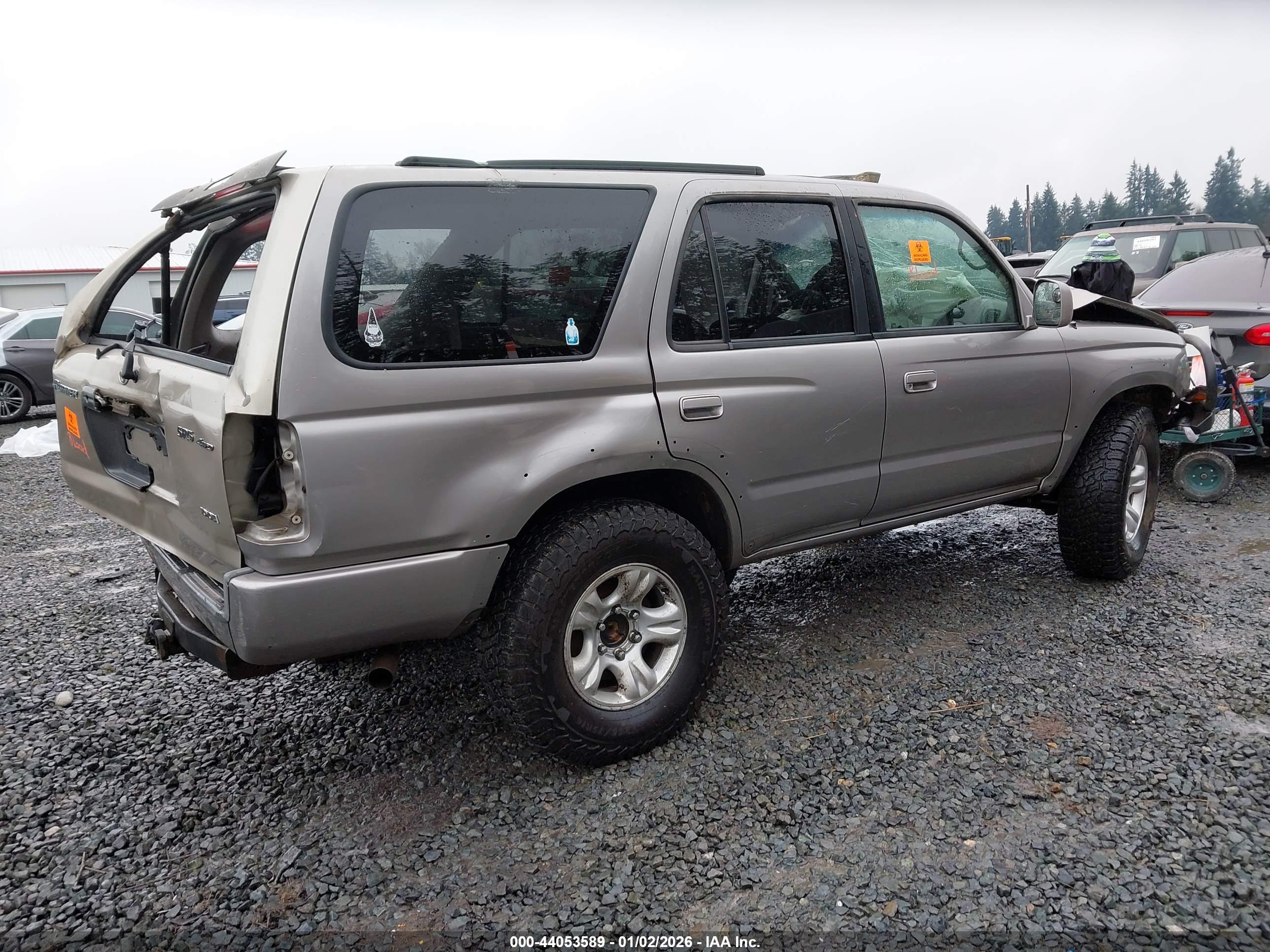TOYOTA 4RUNNER image 4