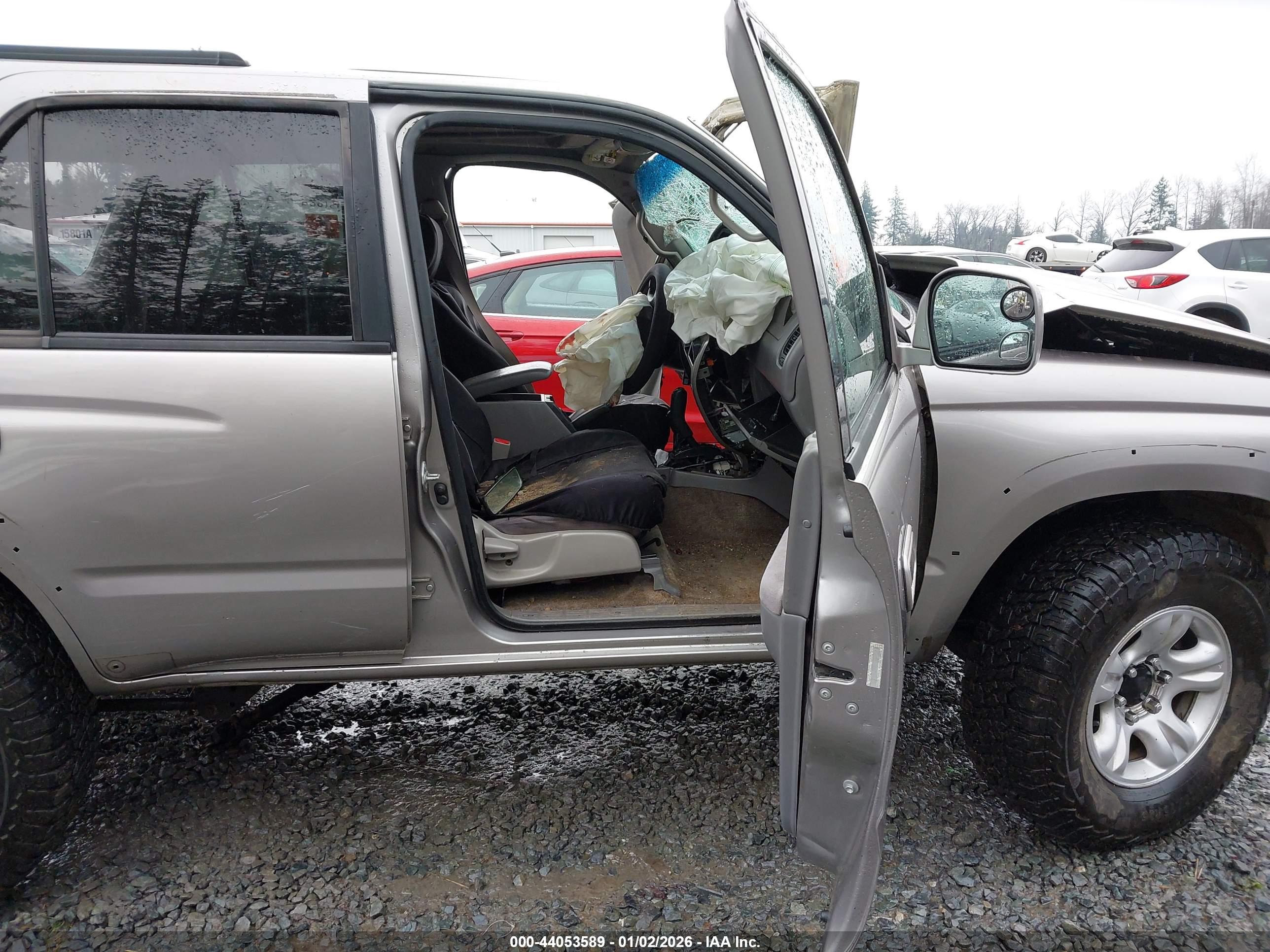 TOYOTA 4RUNNER image 5