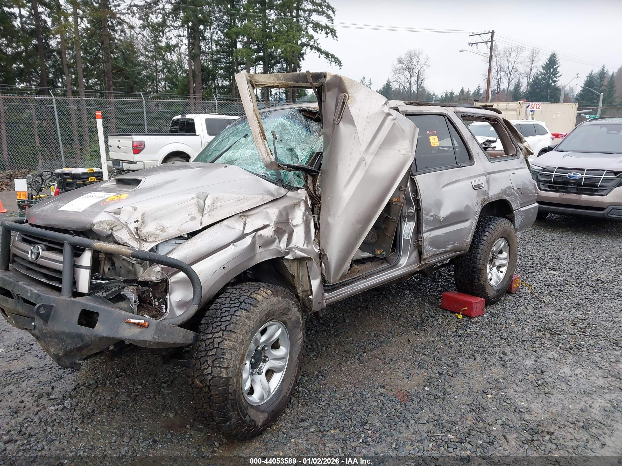 TOYOTA 4RUNNER image 6