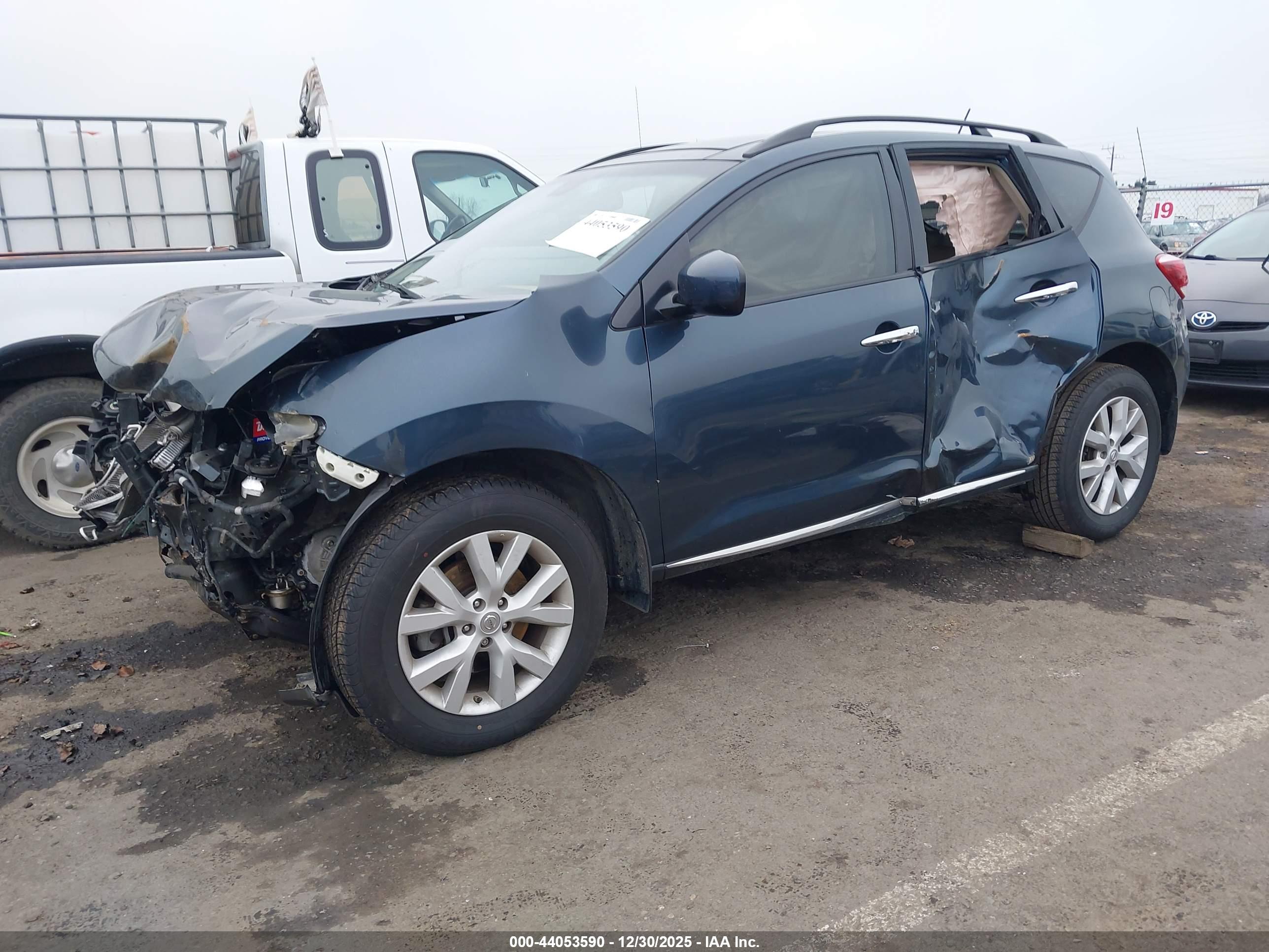 NISSAN MURANO image 2