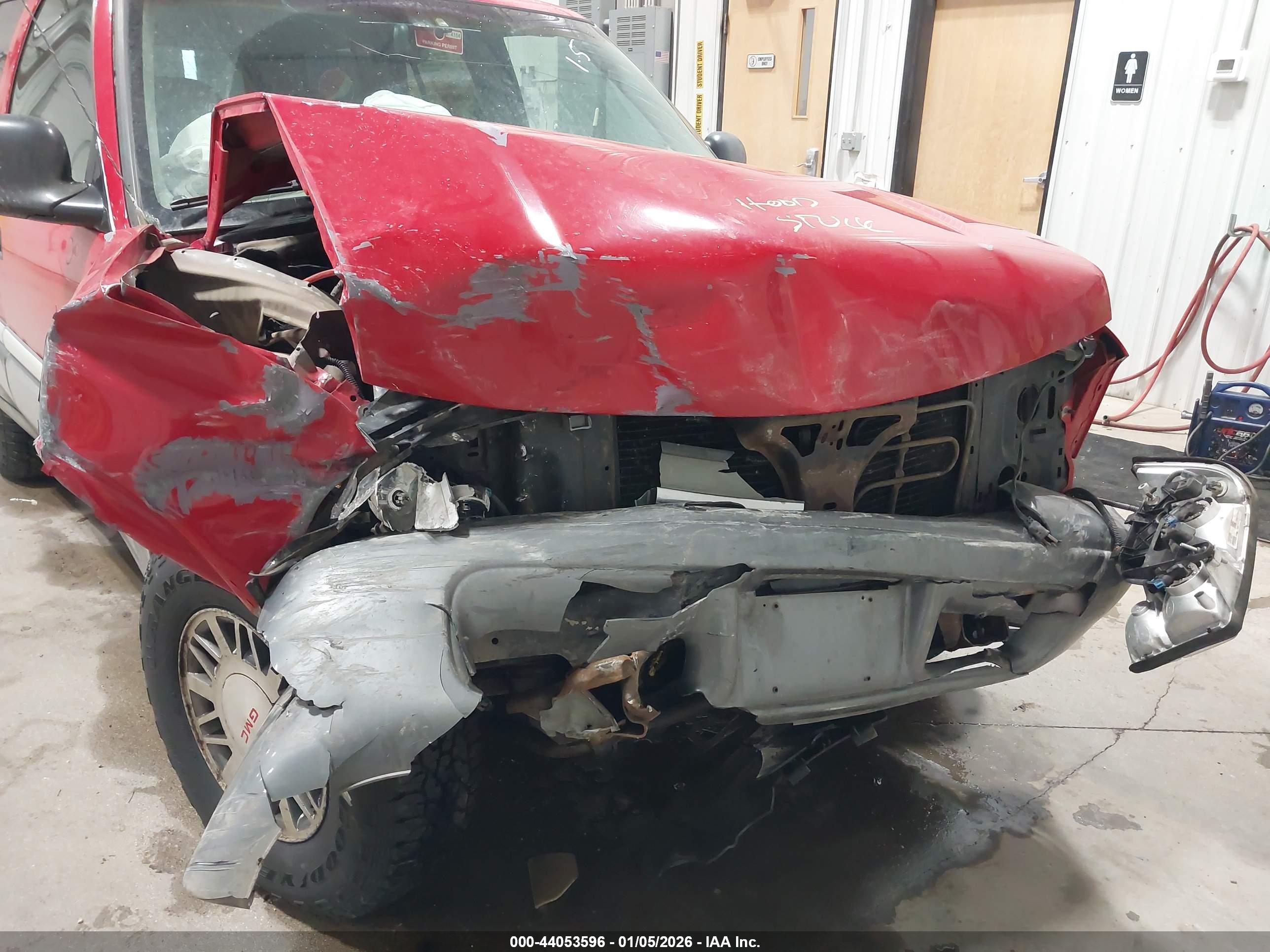 GMC JIMMY image 6
