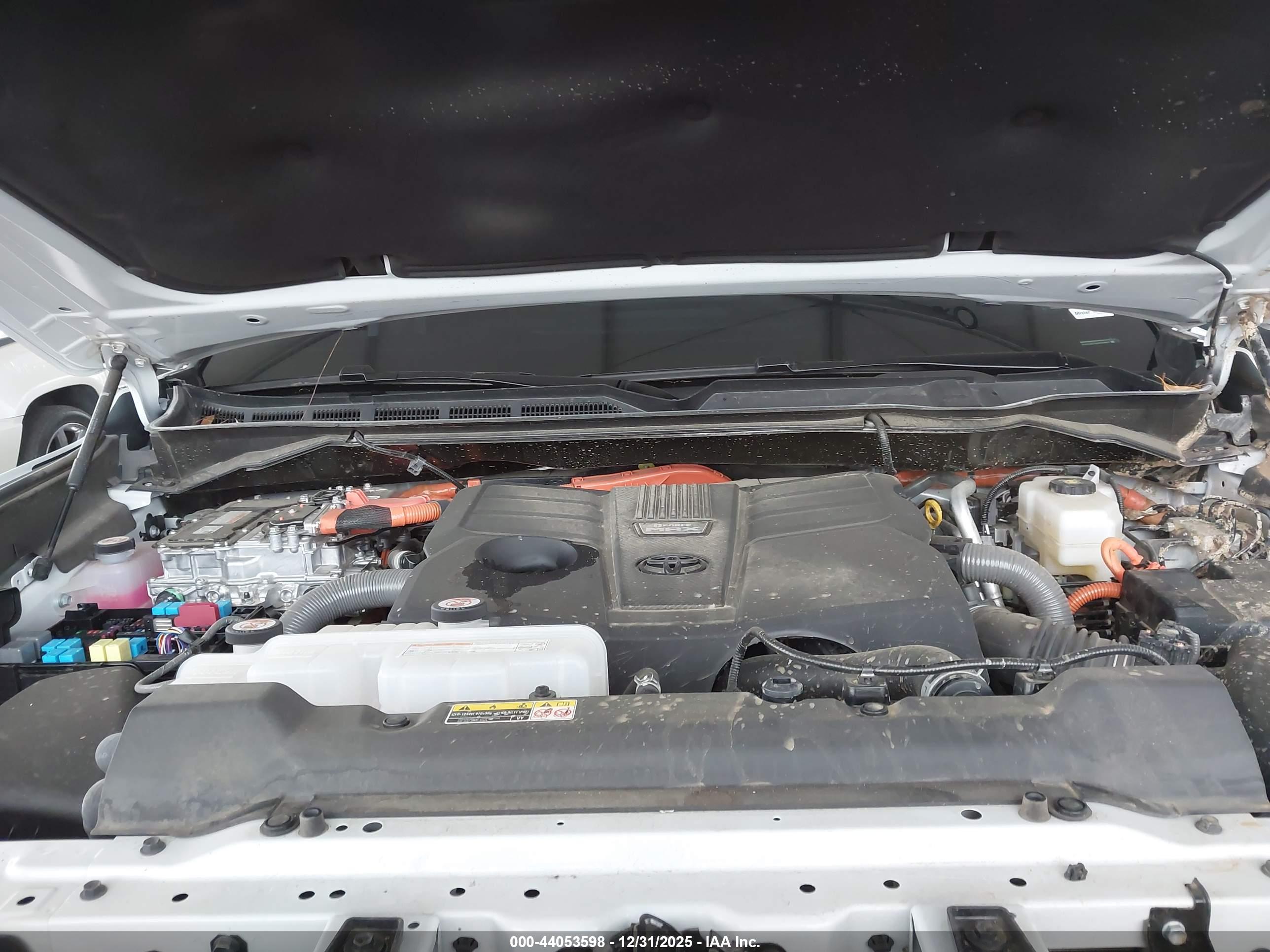 TOYOTA SEQUOIA image 10