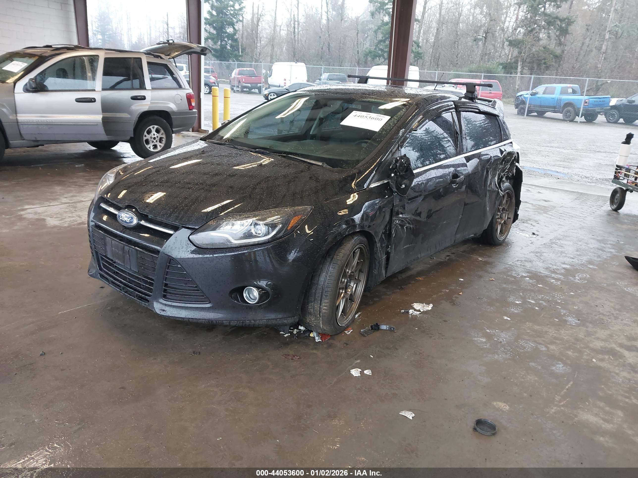 FORD FOCUS image 2
