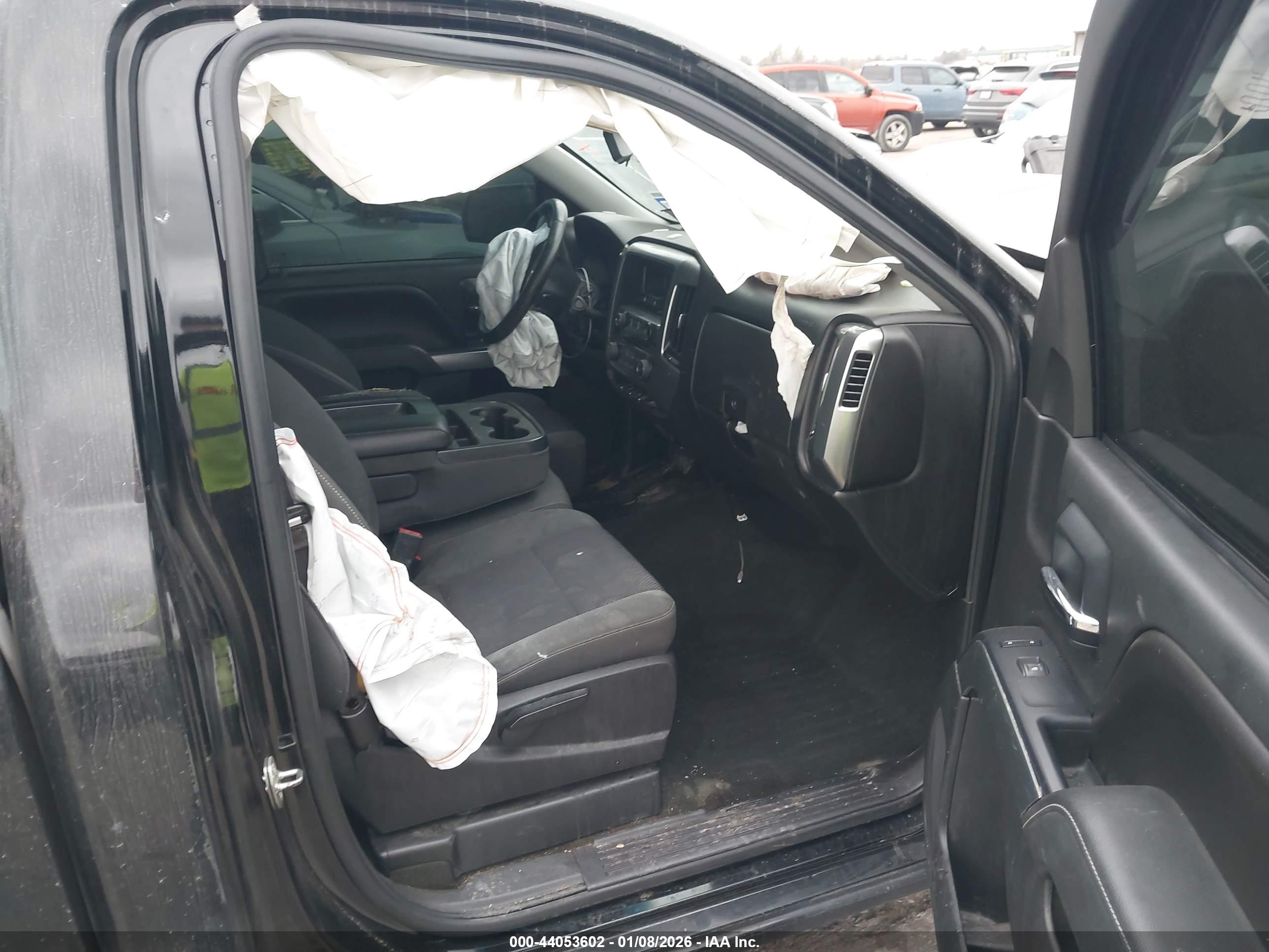 CHEVROLET SILVERADO image 8