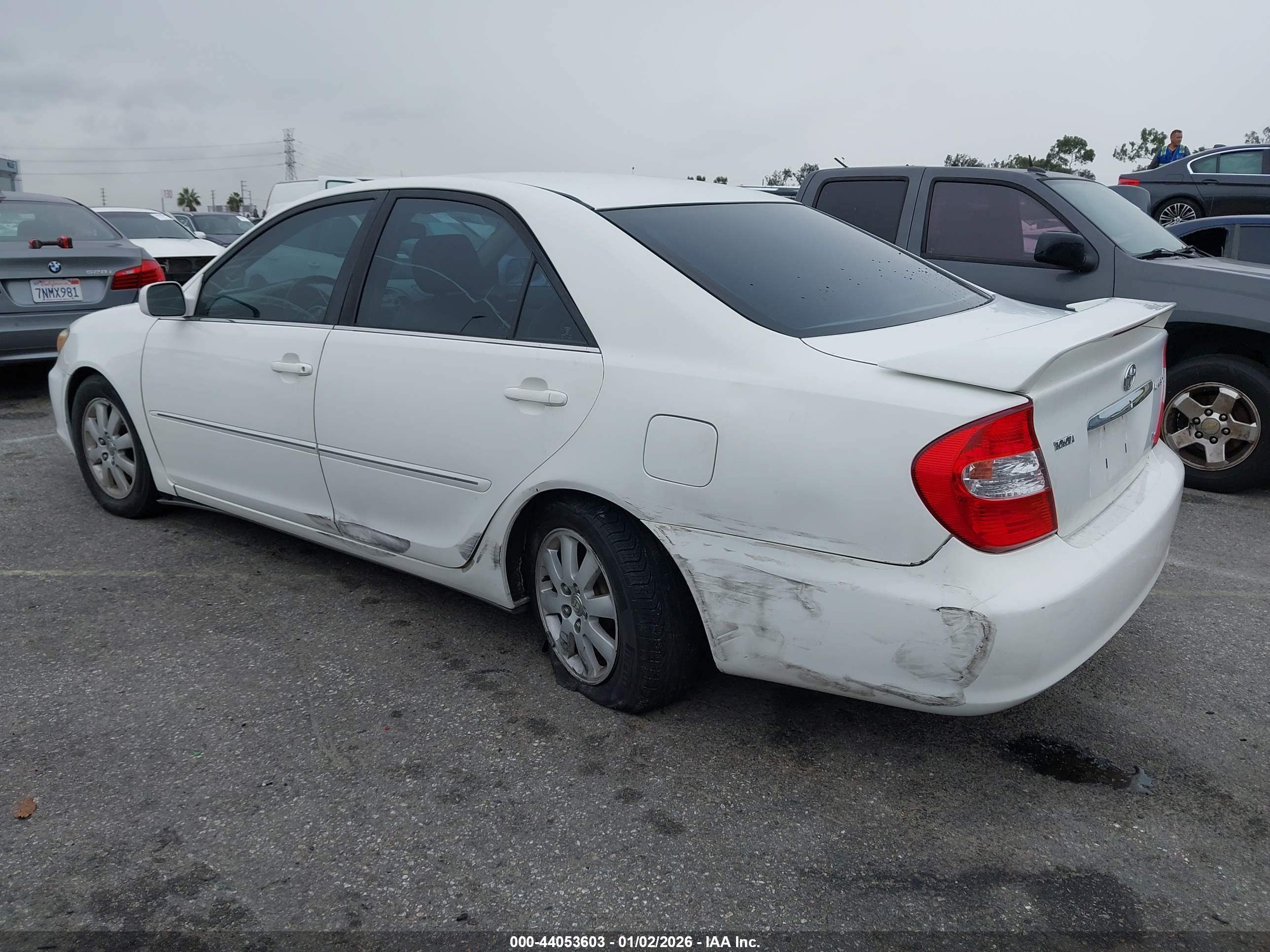 TOYOTA CAMRY image 3