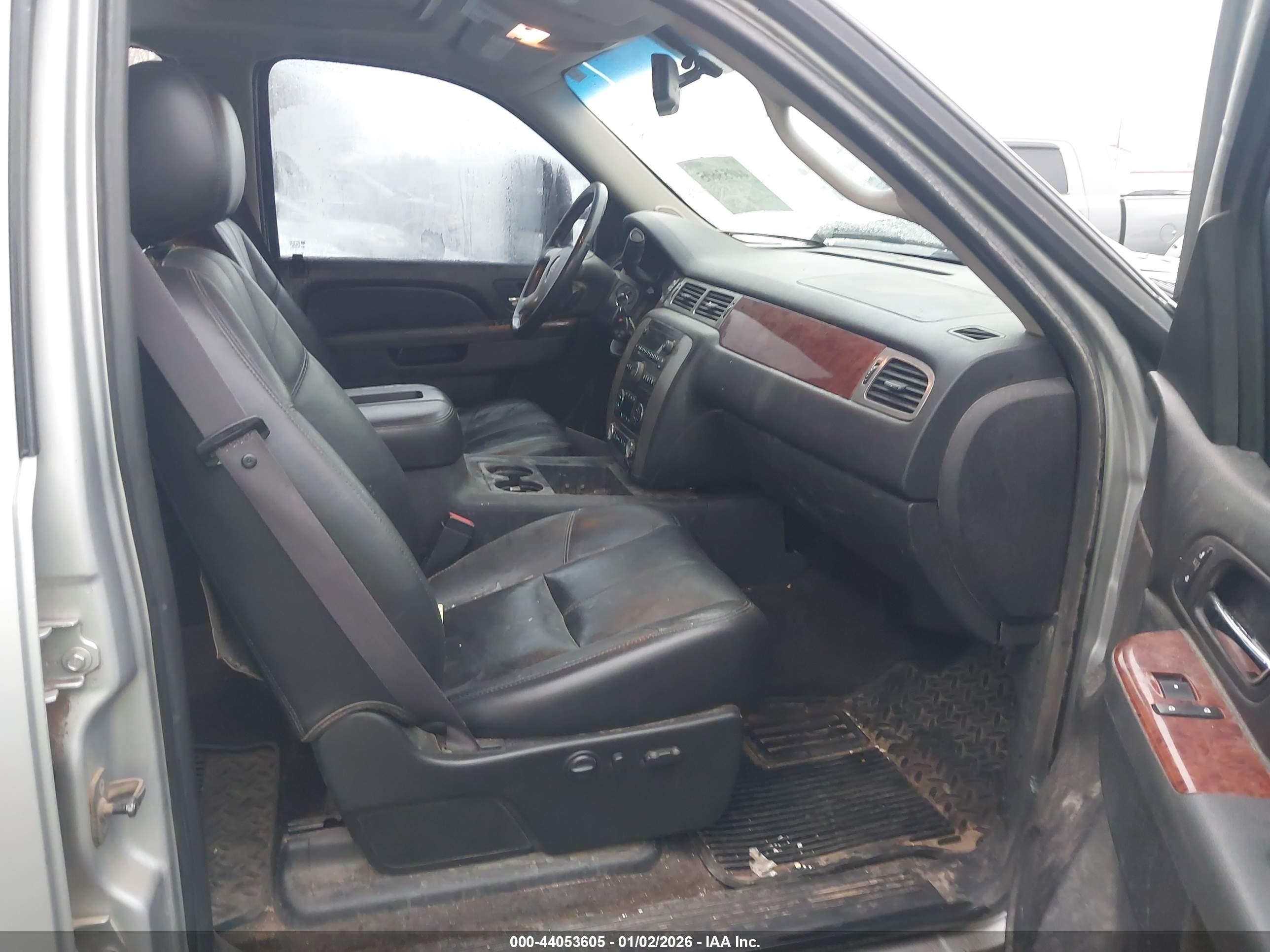 GMC SIERRA image 5