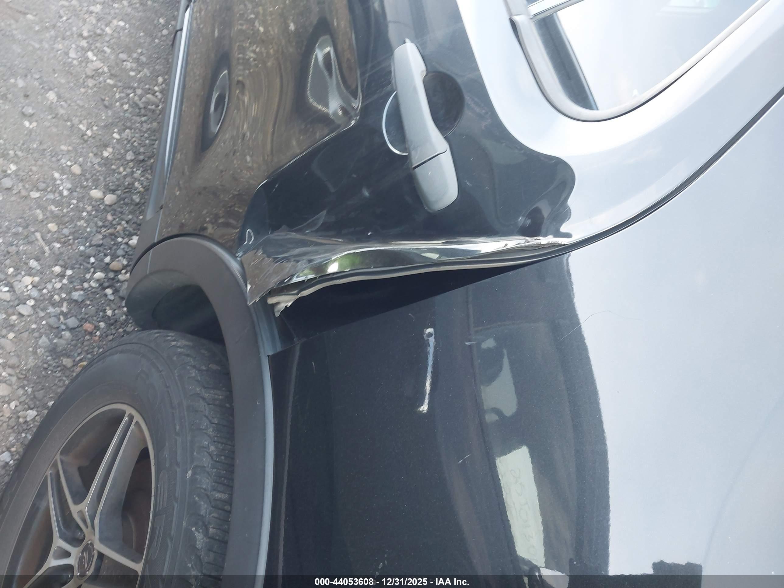 FORD EXPLORER image 6