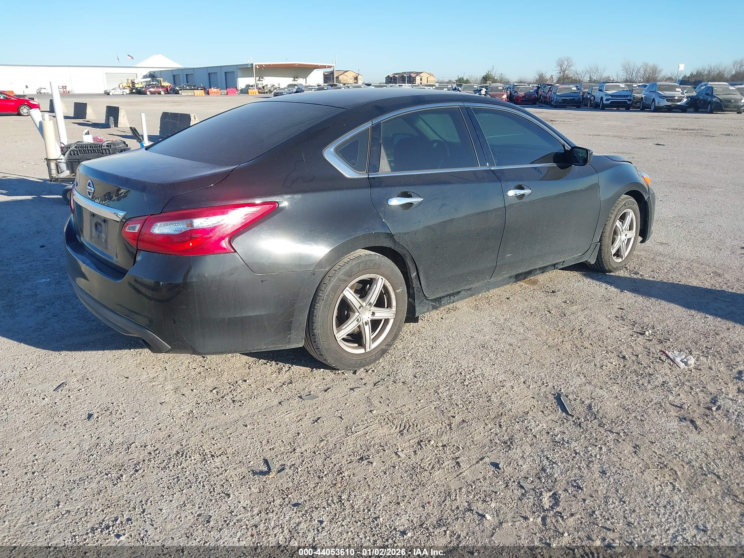NISSAN ALTIMA image 4
