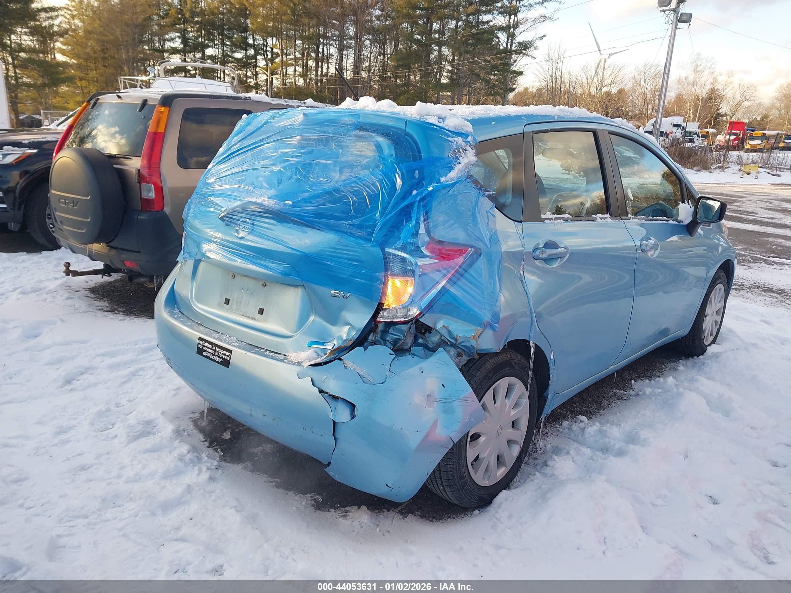 NISSAN VERSA image 6
