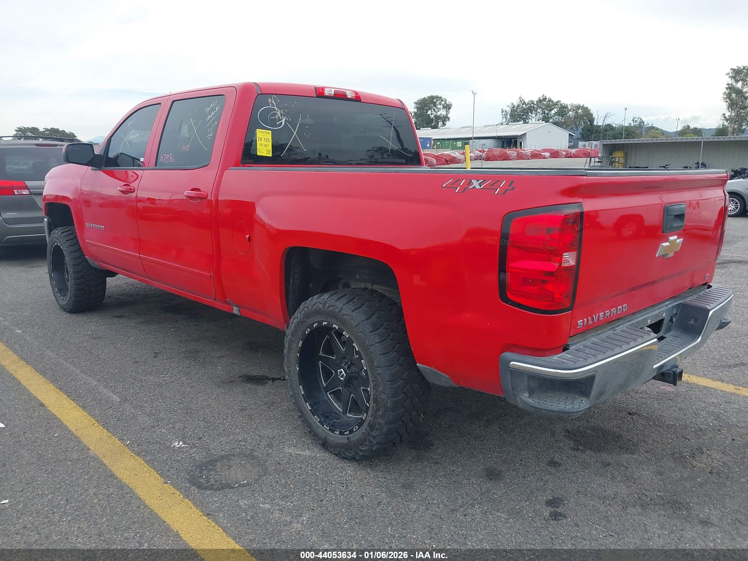 CHEVROLET SILVERADO image 3