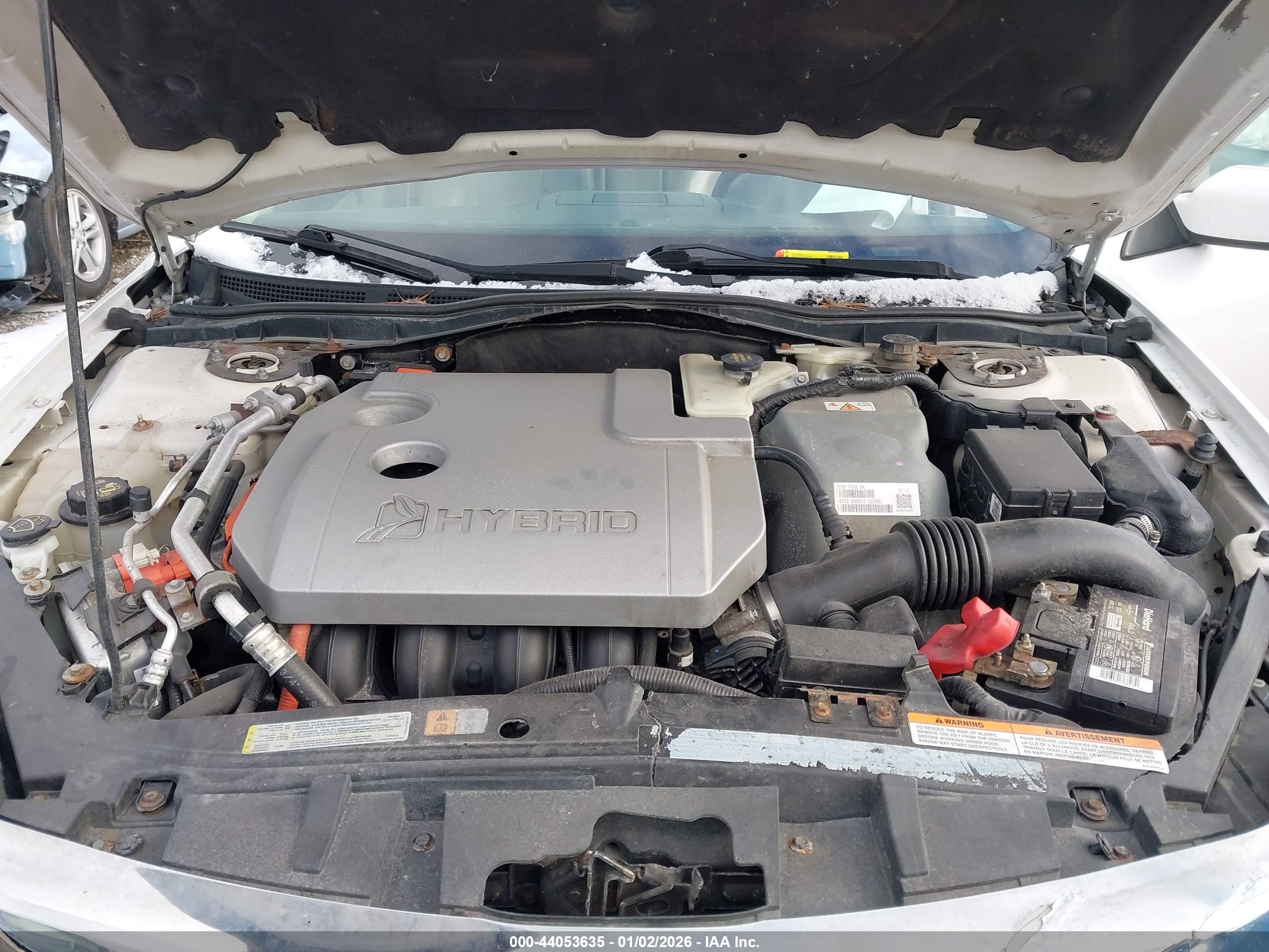 FORD FUSION image 10