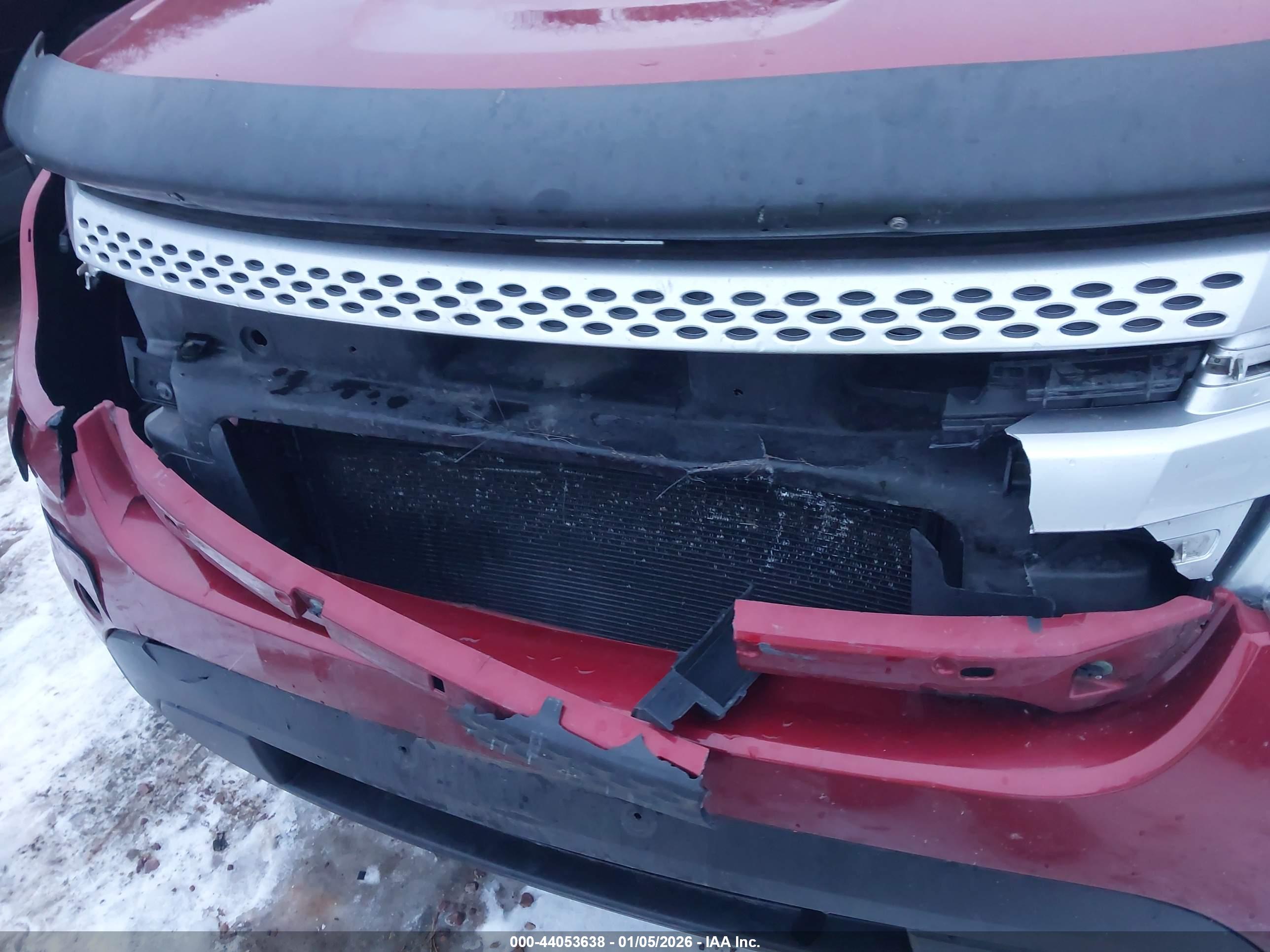 FORD EXPLORER image 6