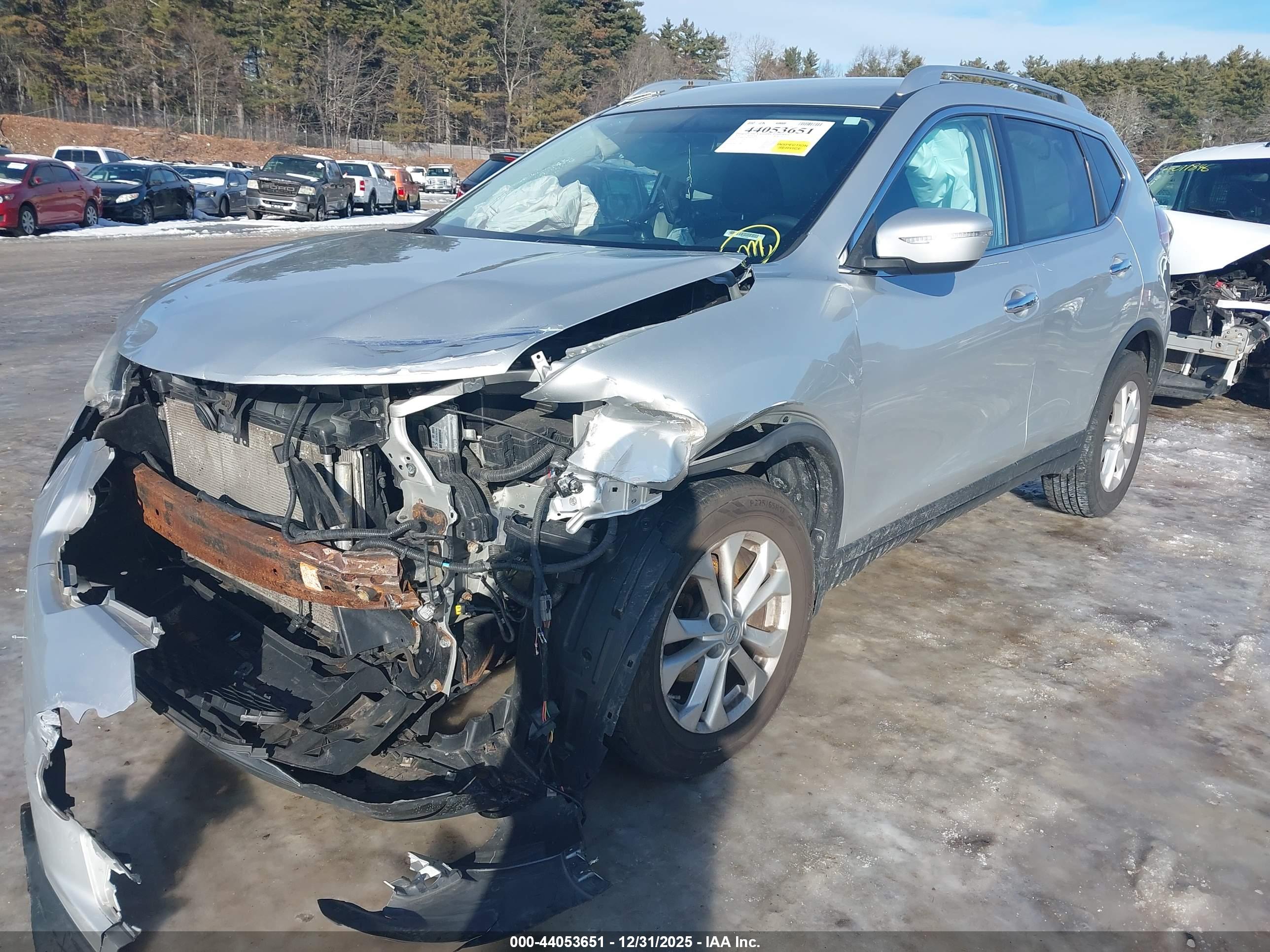 NISSAN ROGUE image 2