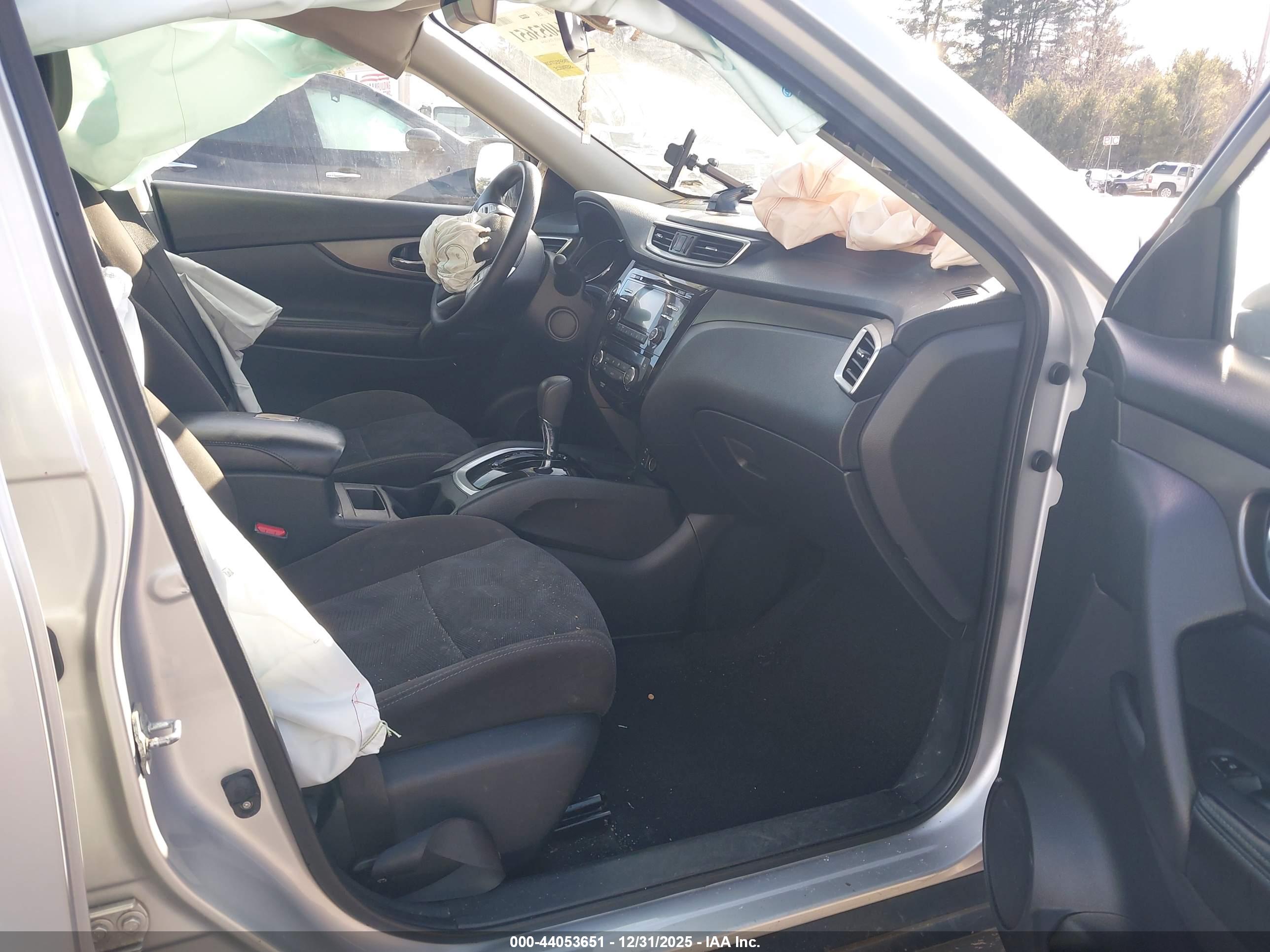 NISSAN ROGUE image 5
