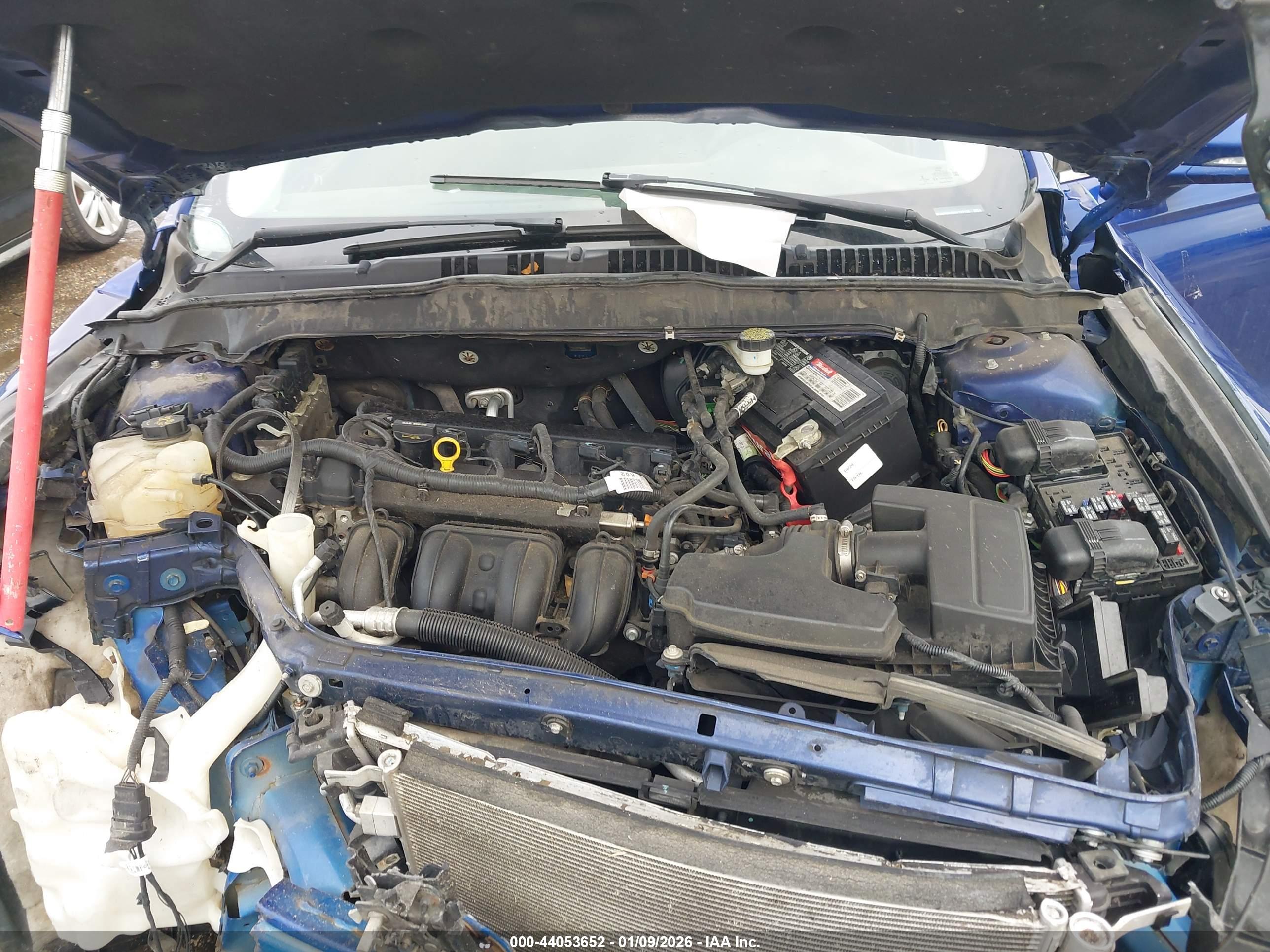 FORD FUSION image 10