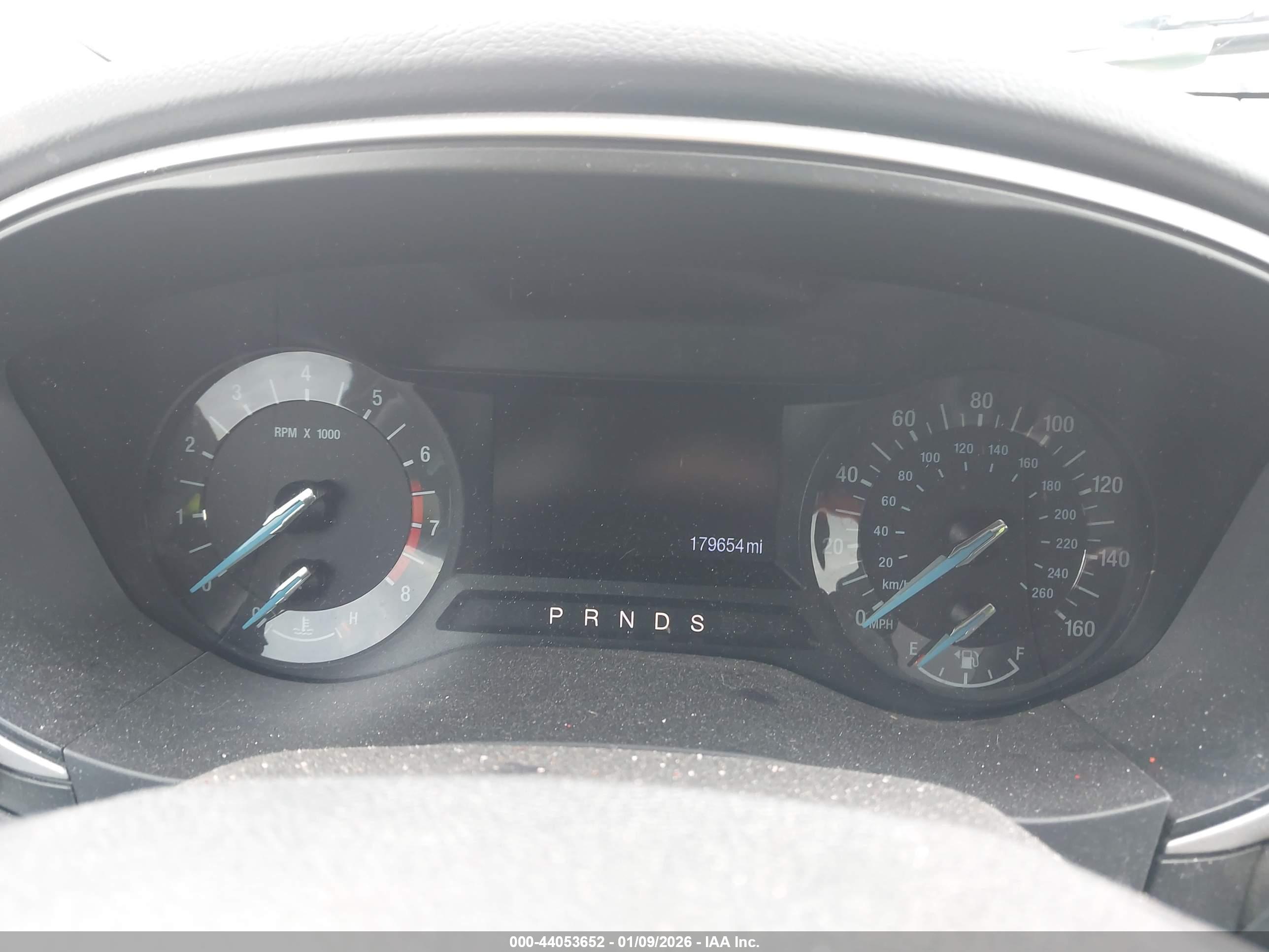 FORD FUSION image 7