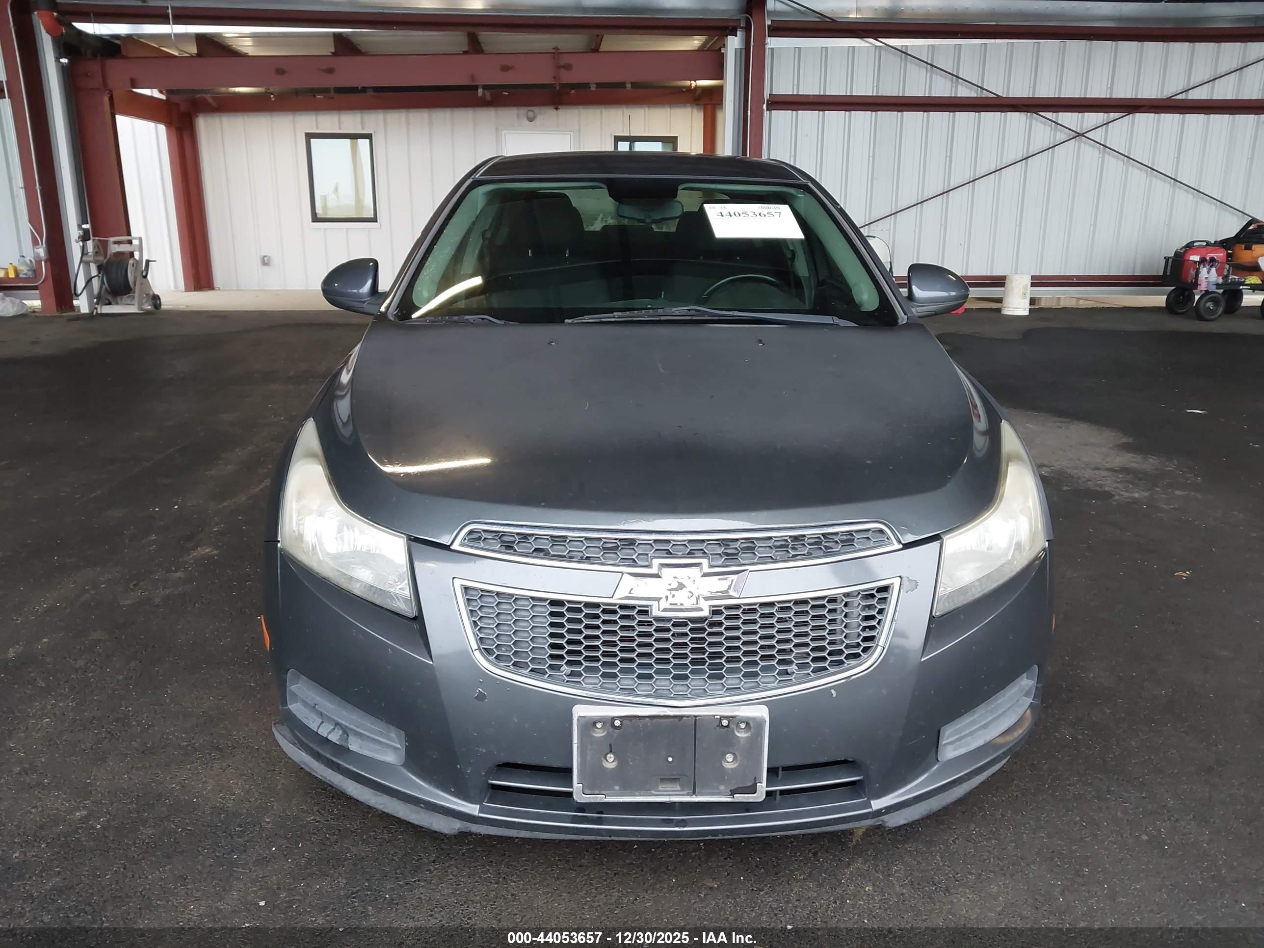 CHEVROLET CRUZE image 6