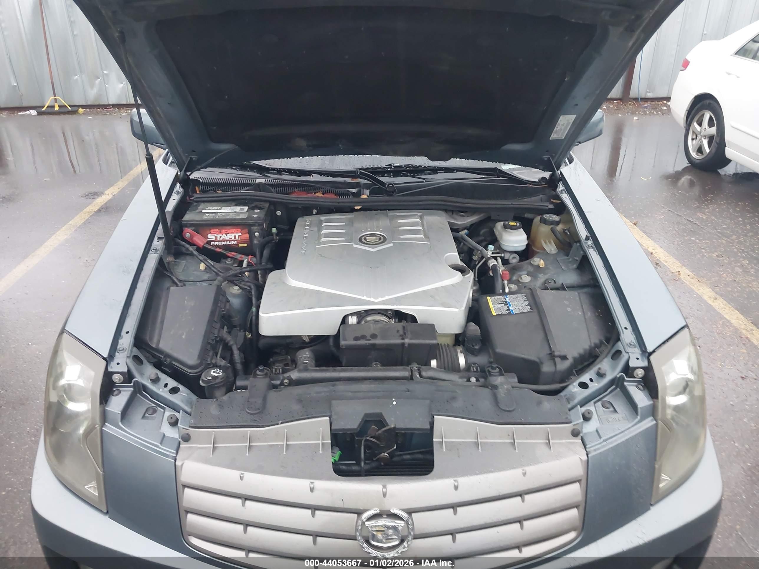 CADILLAC CTS image 10