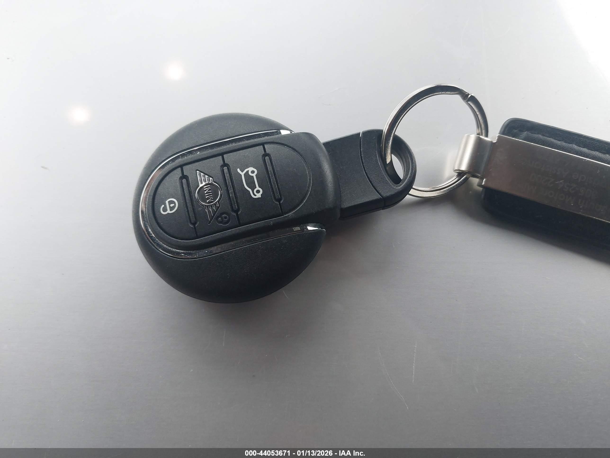 MINI CLUBMAN image 11