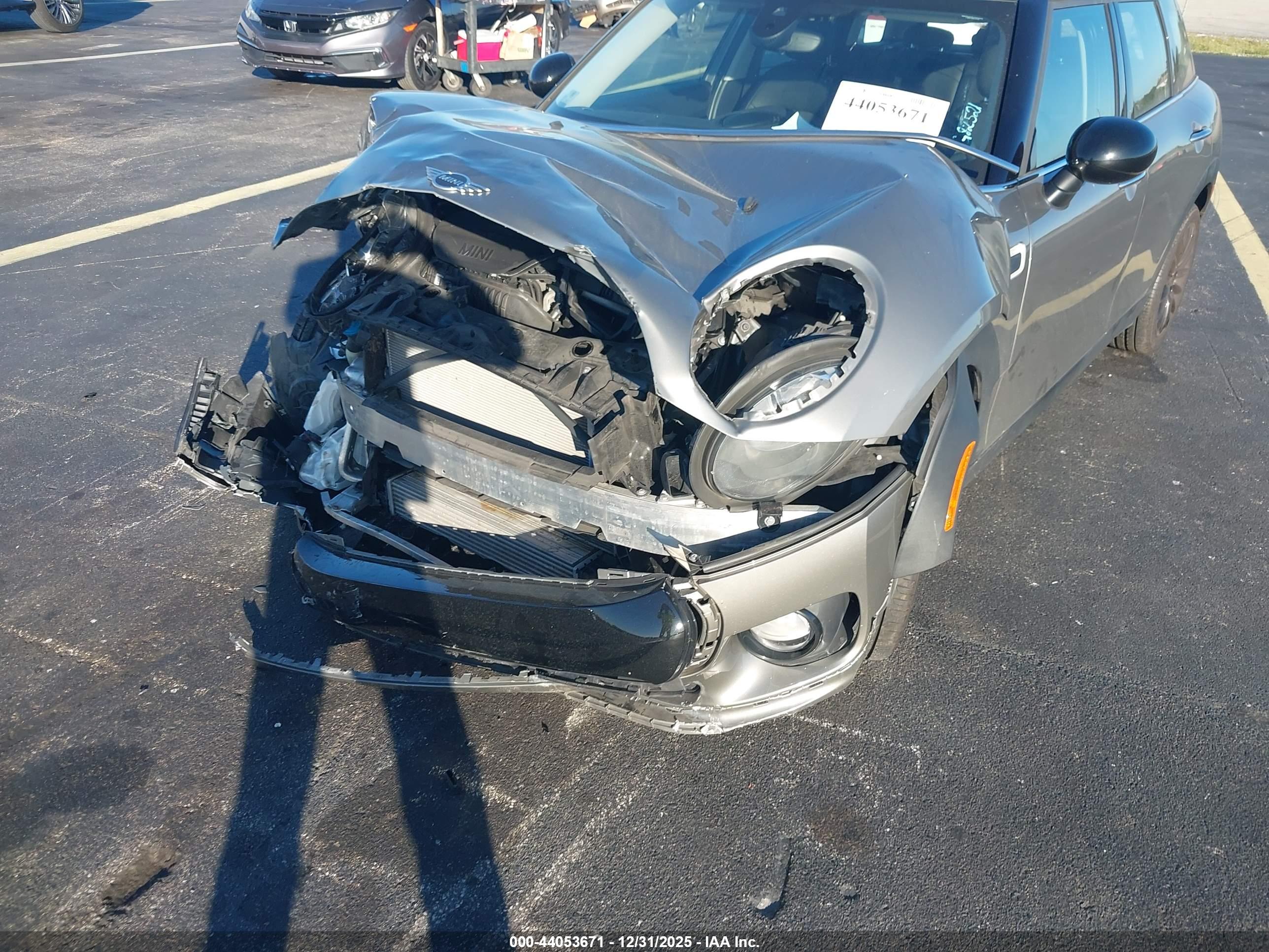 MINI CLUBMAN image 6
