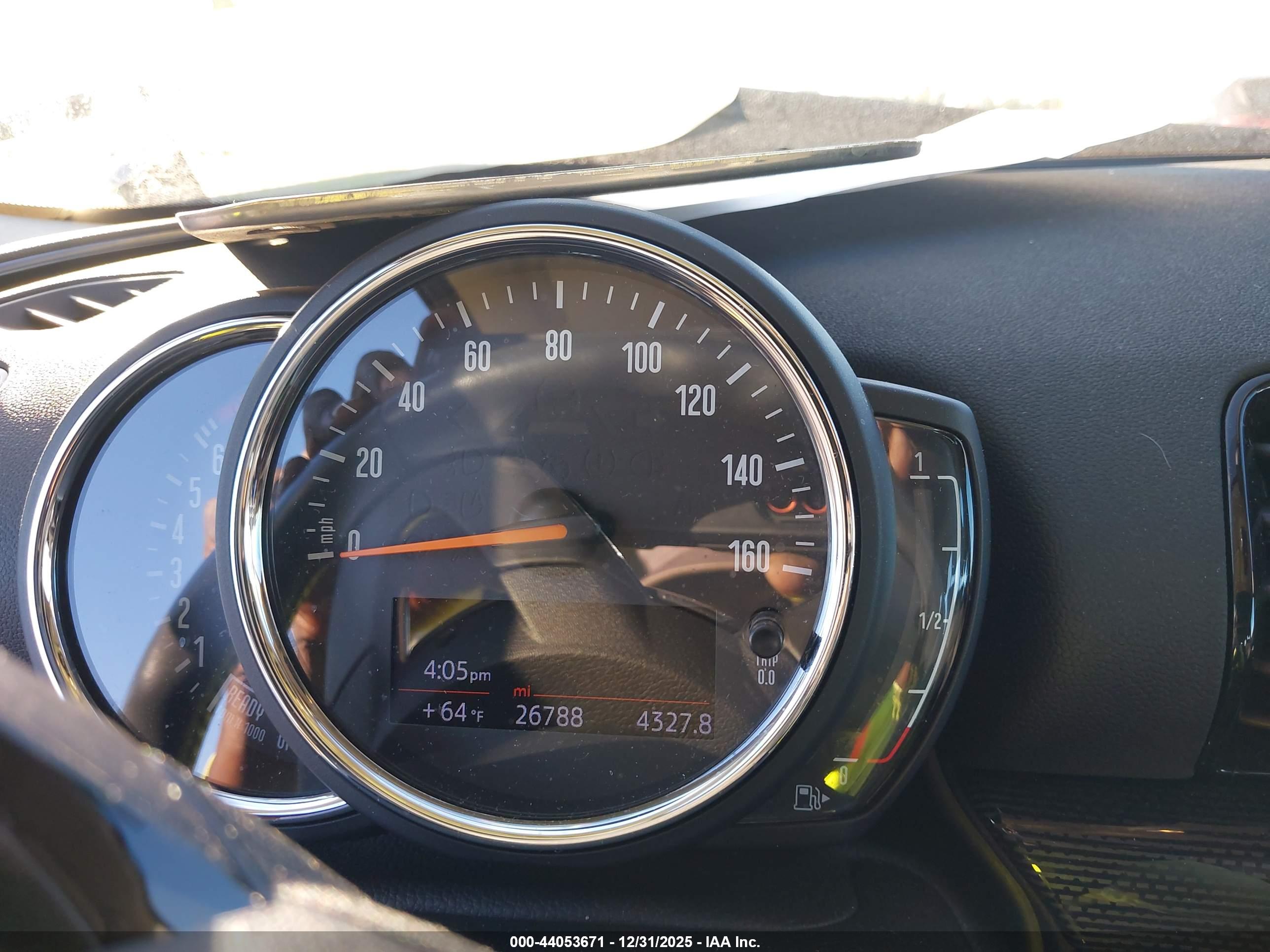 MINI CLUBMAN image 7