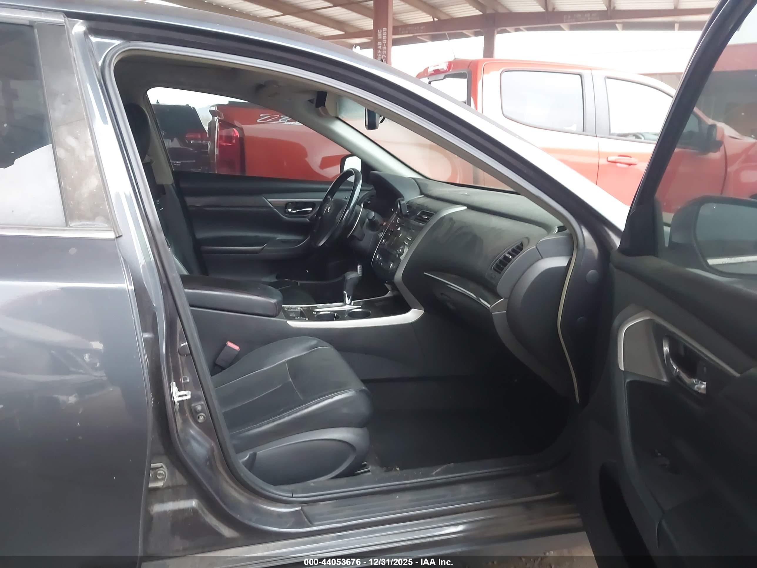 NISSAN ALTIMA image 5