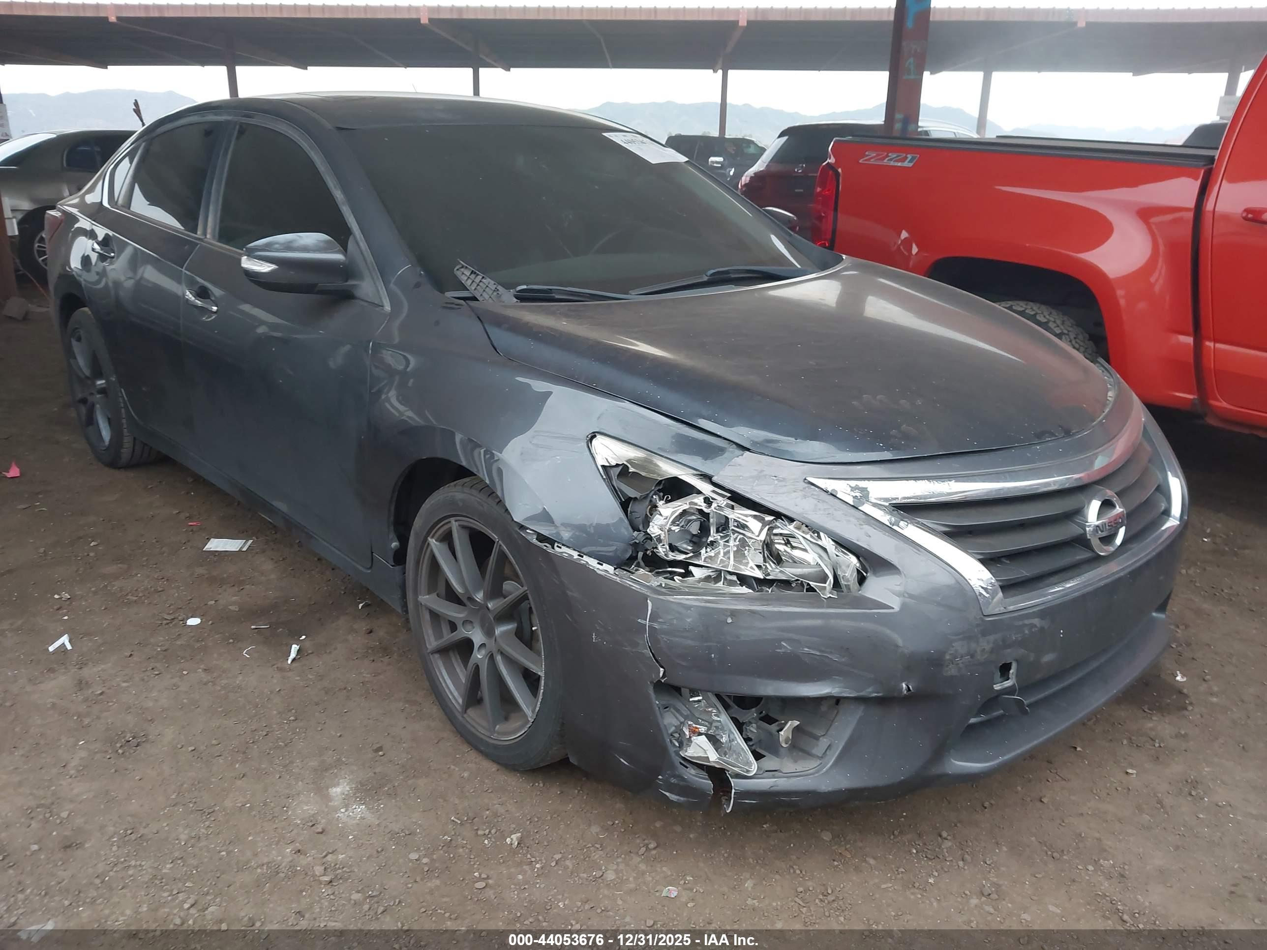 NISSAN ALTIMA image 6