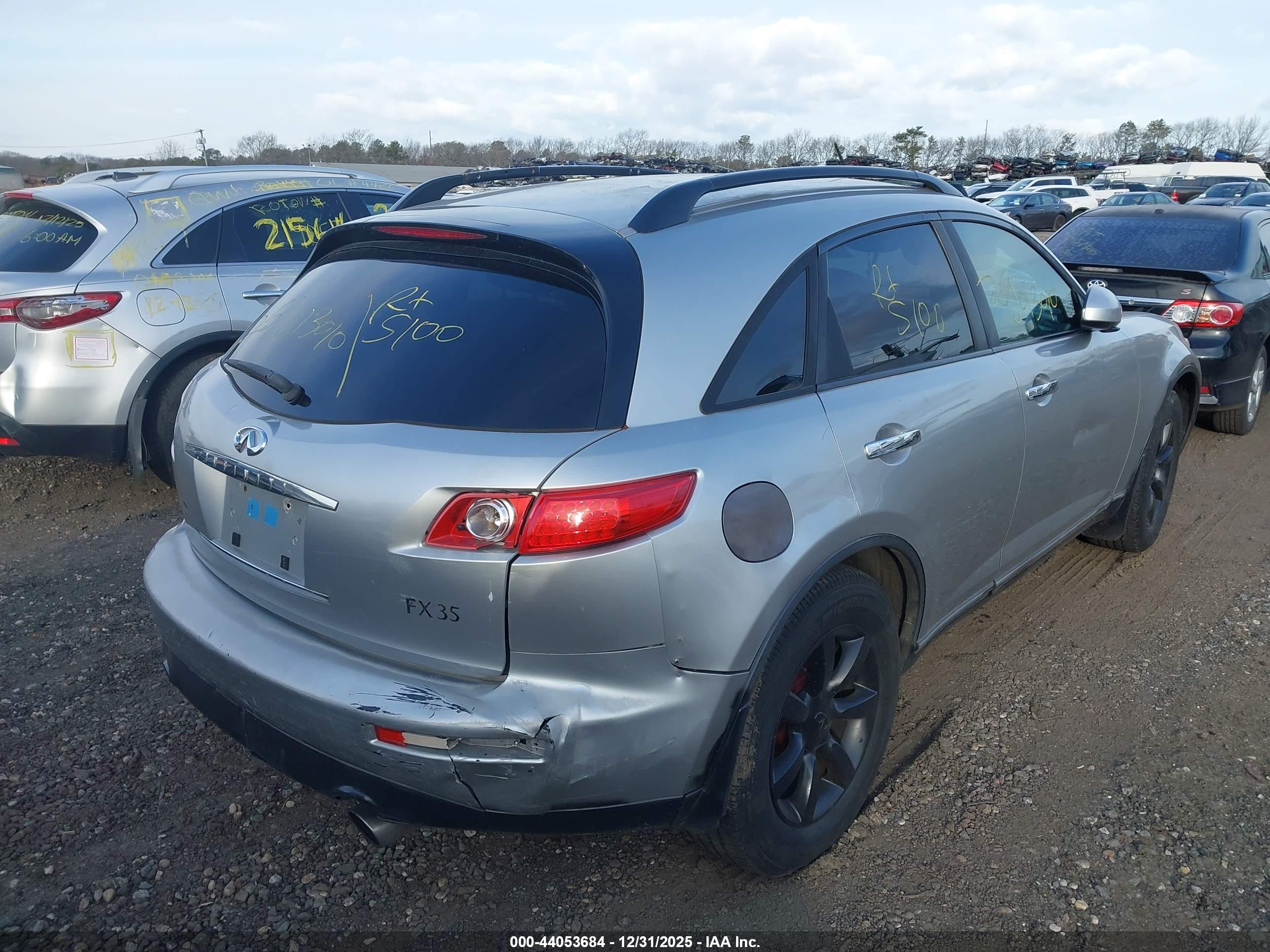 INFINITI FX35 image 4