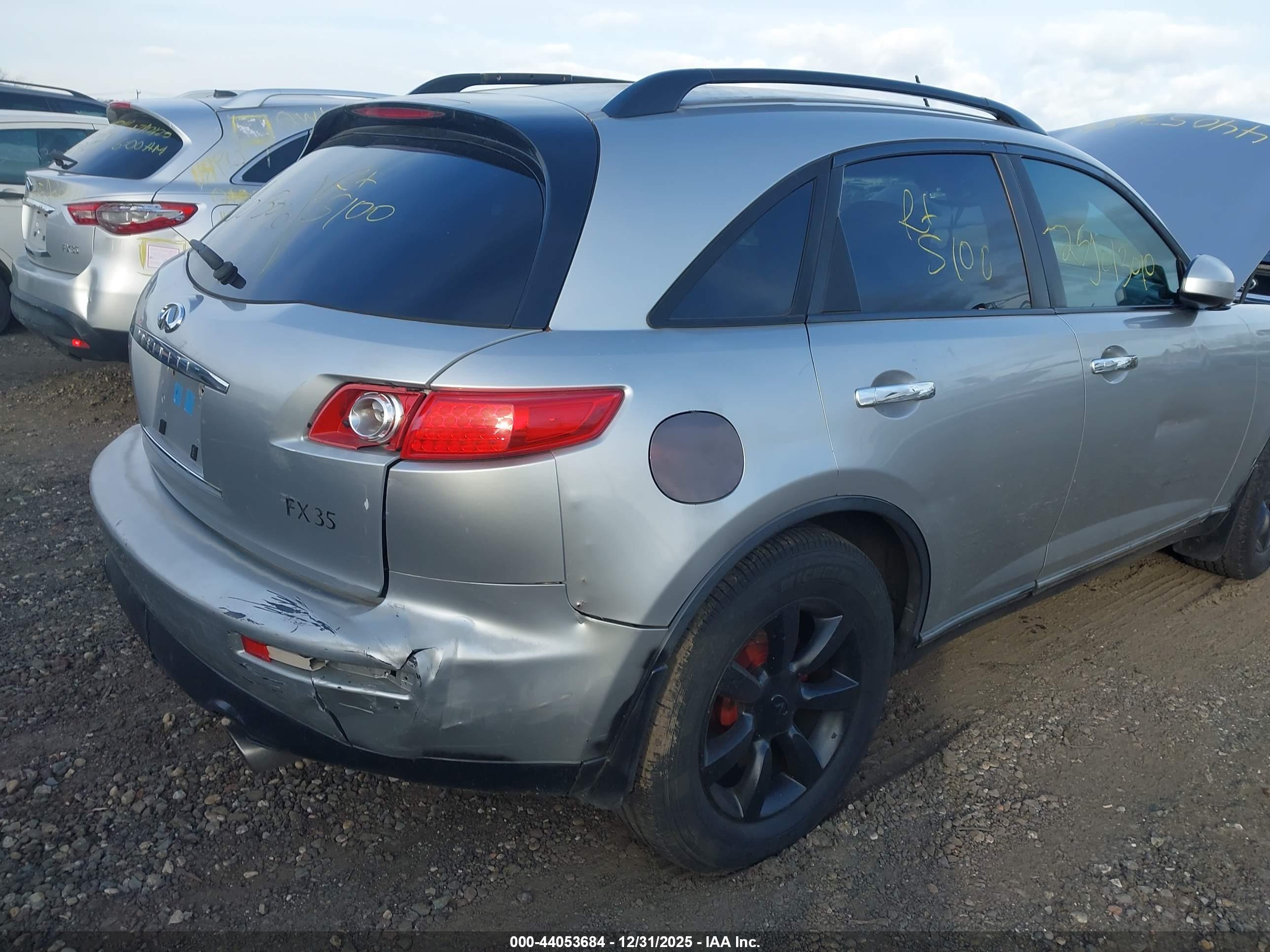 INFINITI FX35 image 6