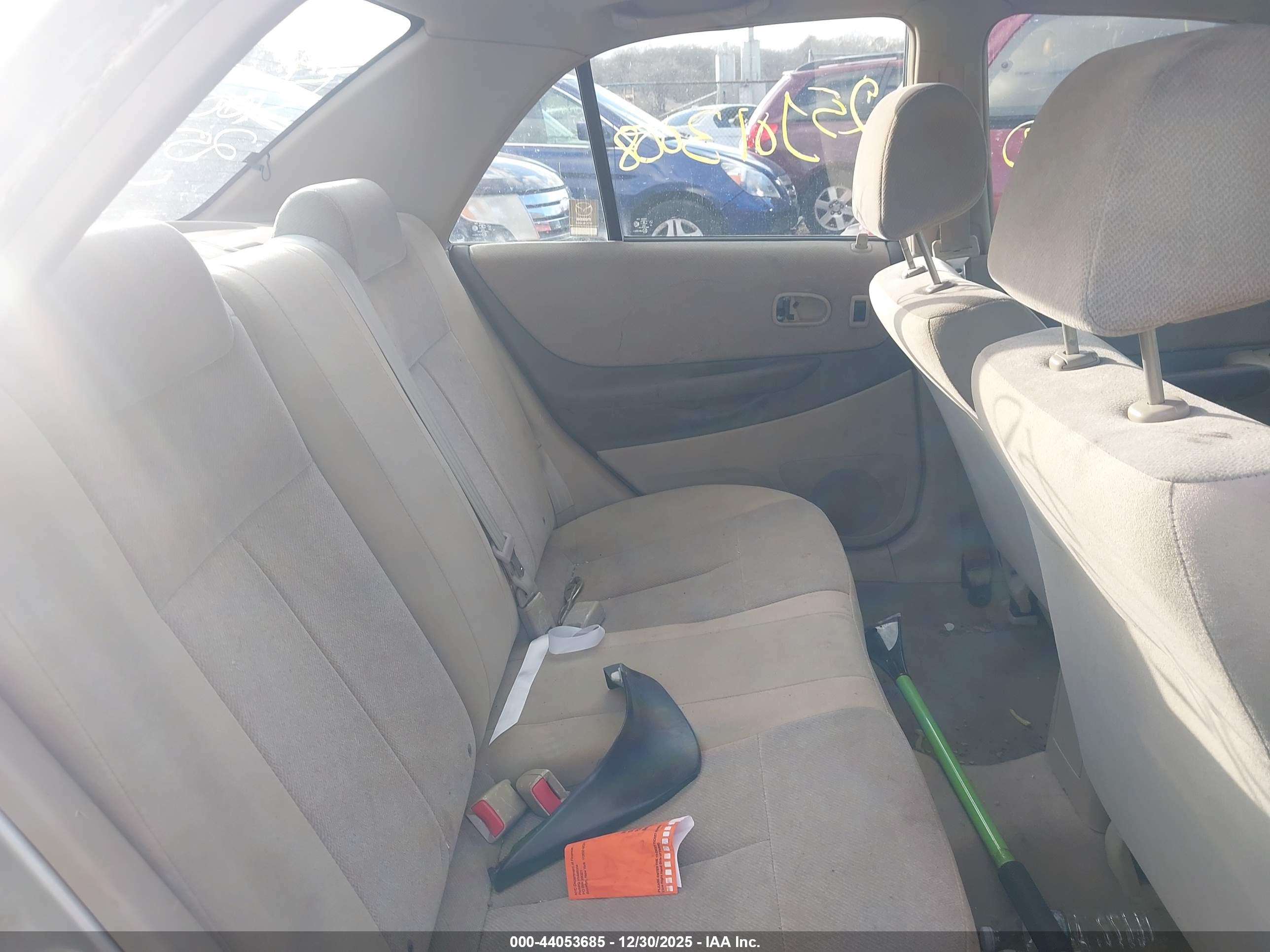 MAZDA PROTEGE image 8