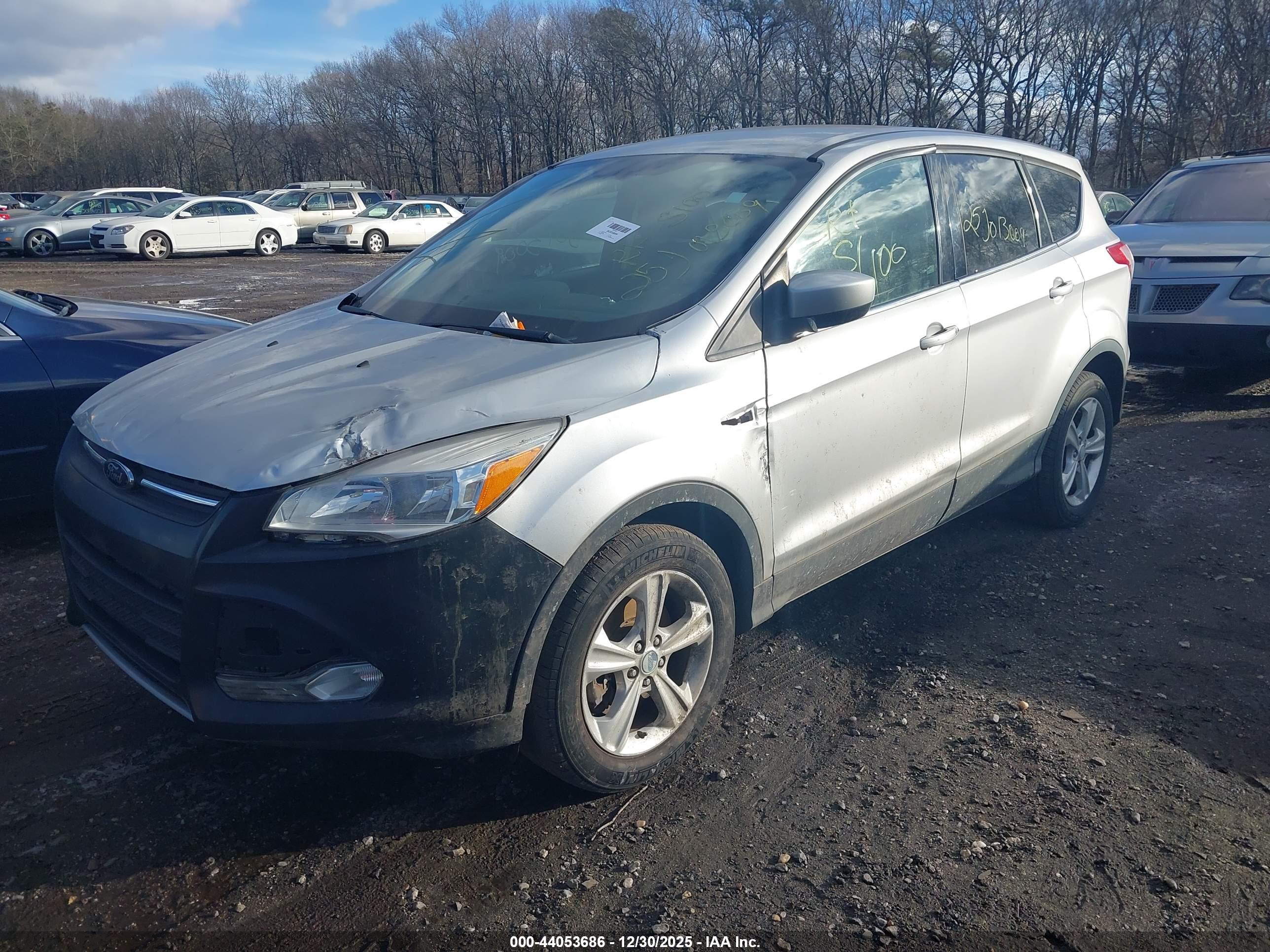 FORD ESCAPE image 2