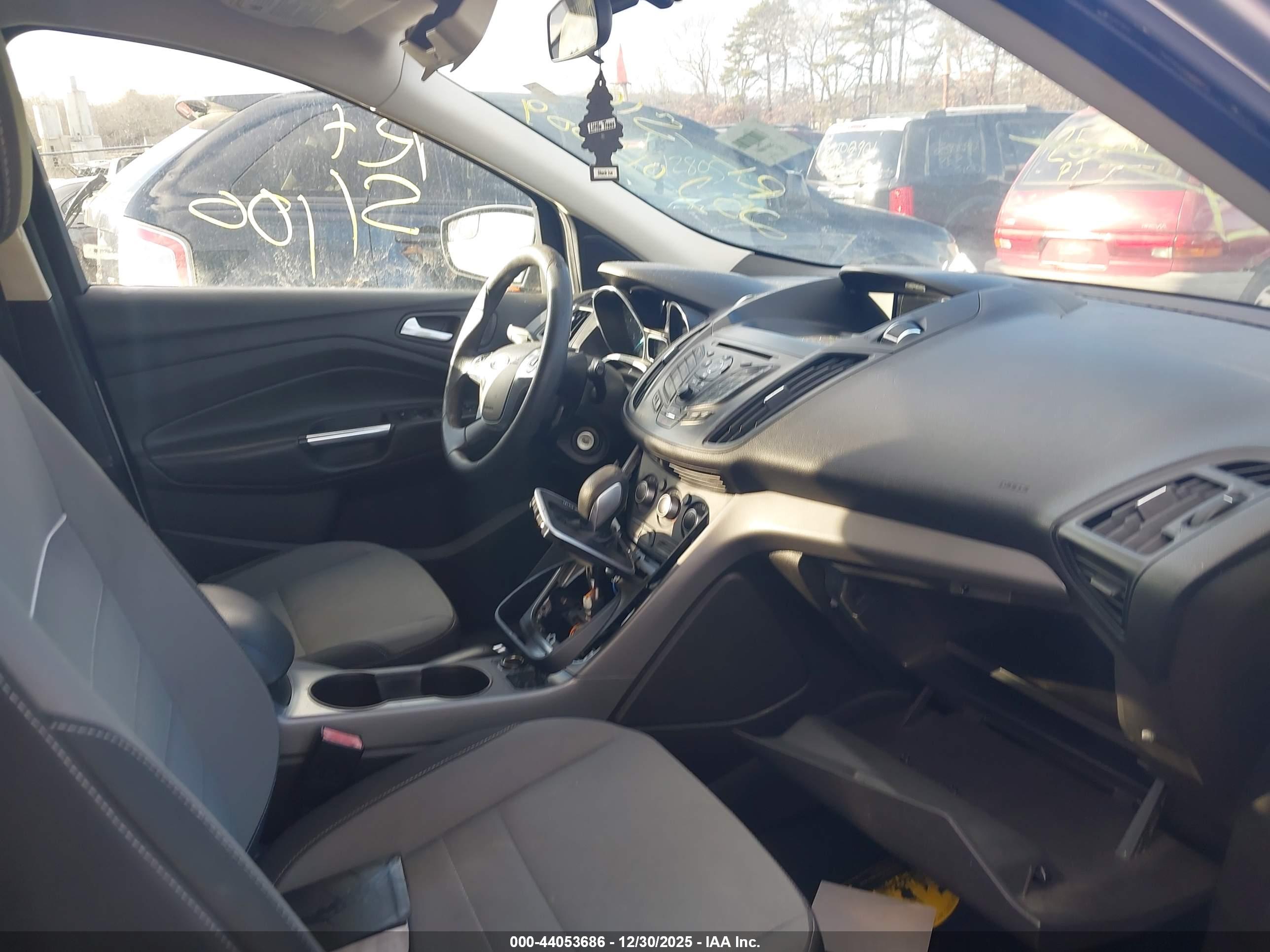 FORD ESCAPE image 5