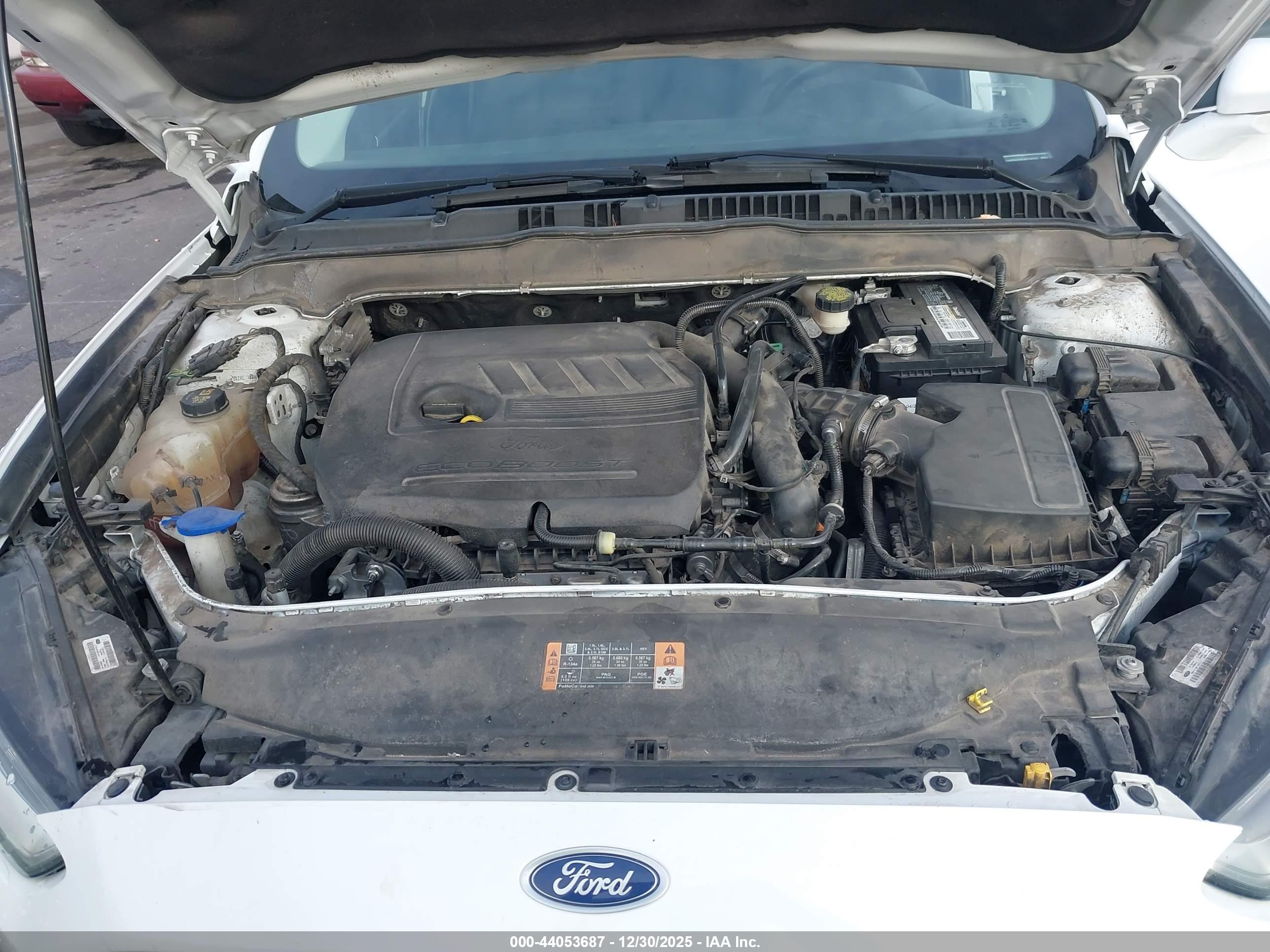 FORD FUSION image 10