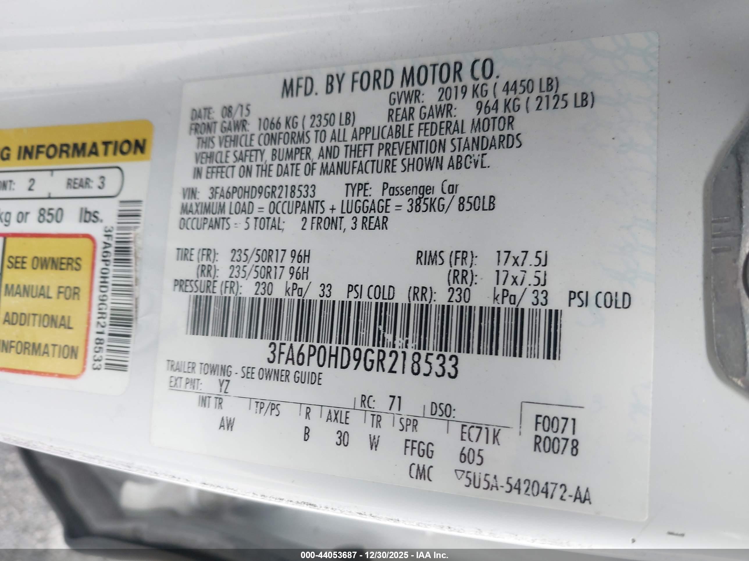 FORD FUSION image 9