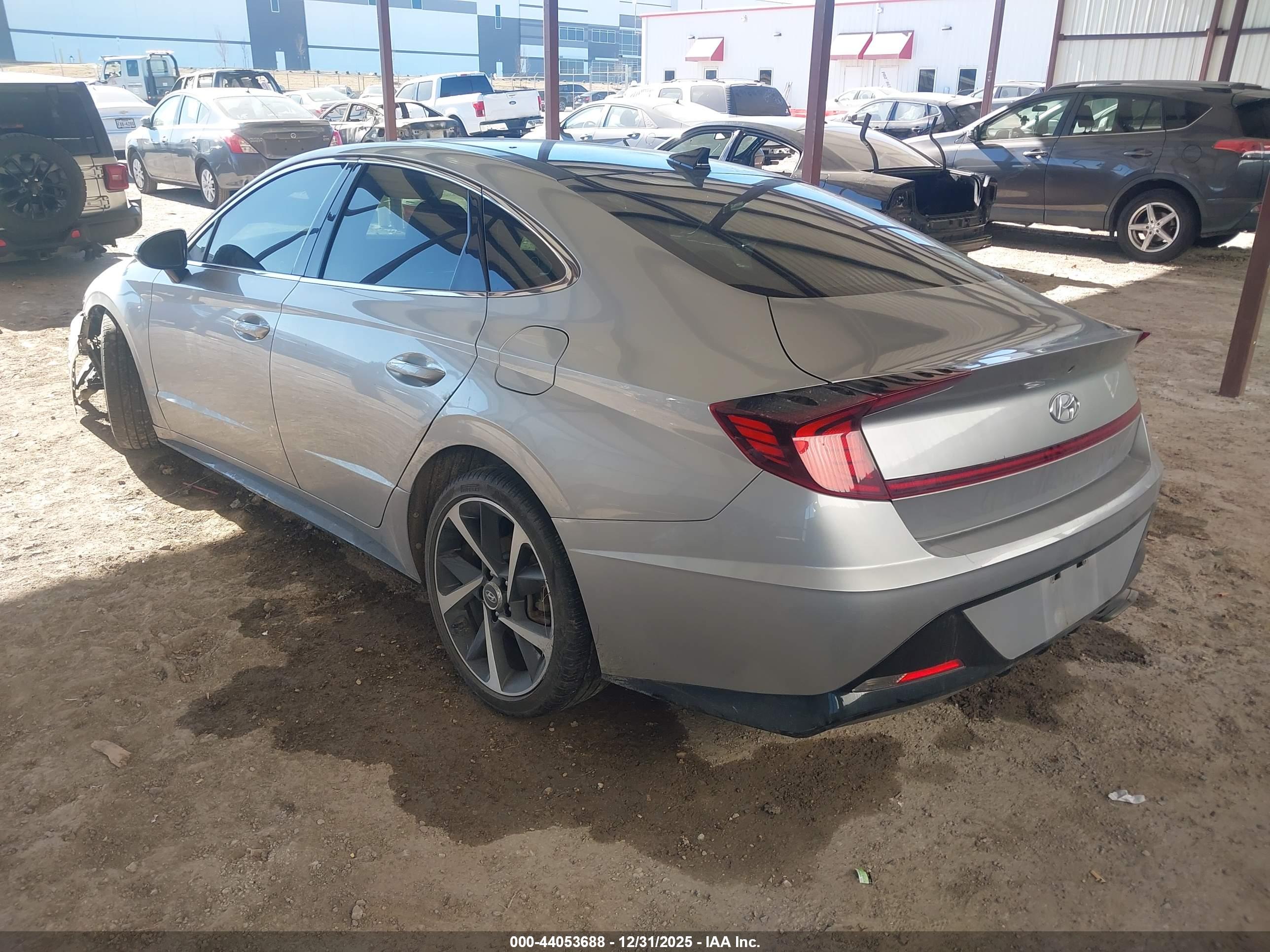 HYUNDAI SONATA image 3
