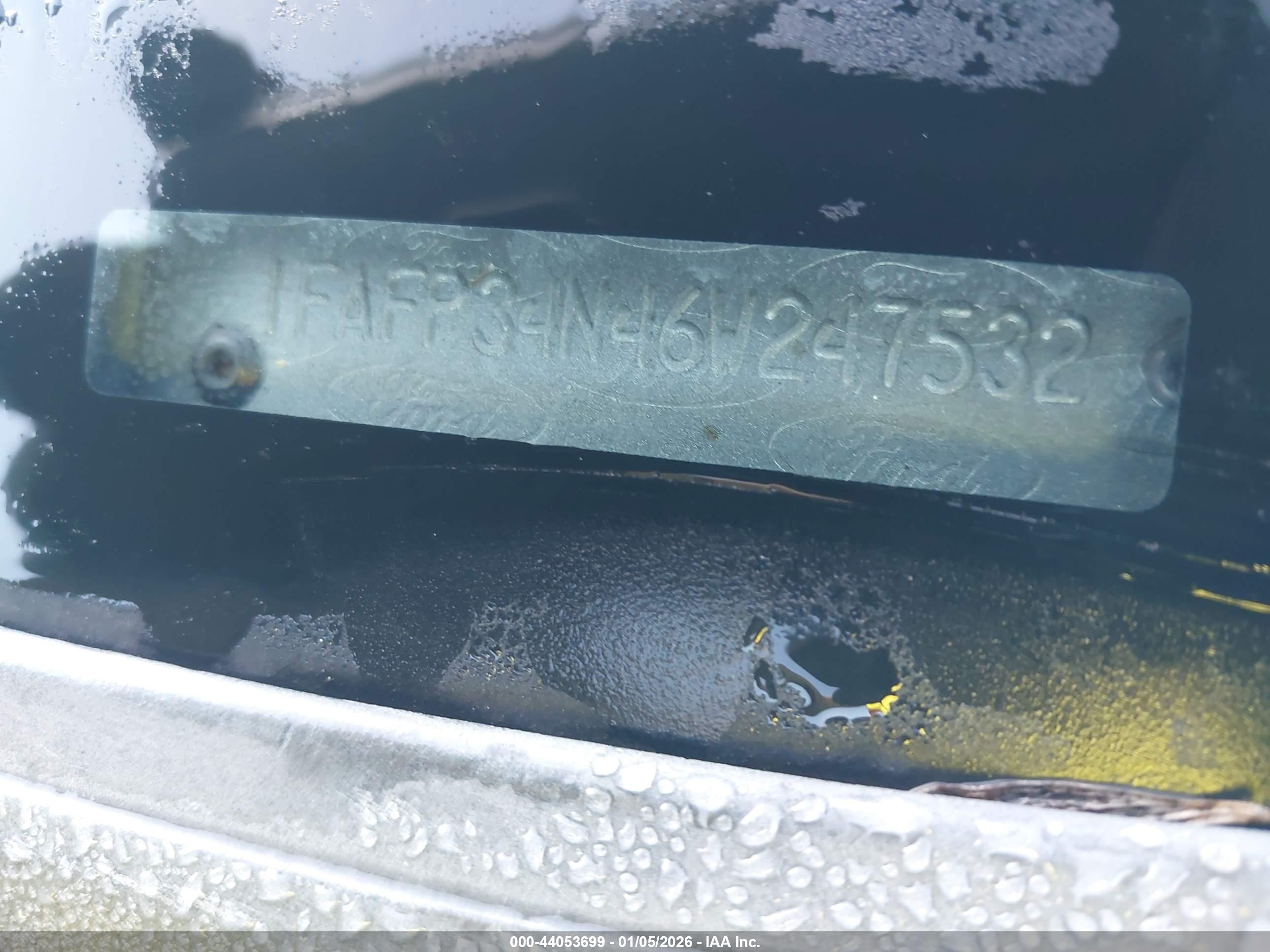 FORD FOCUS image 9