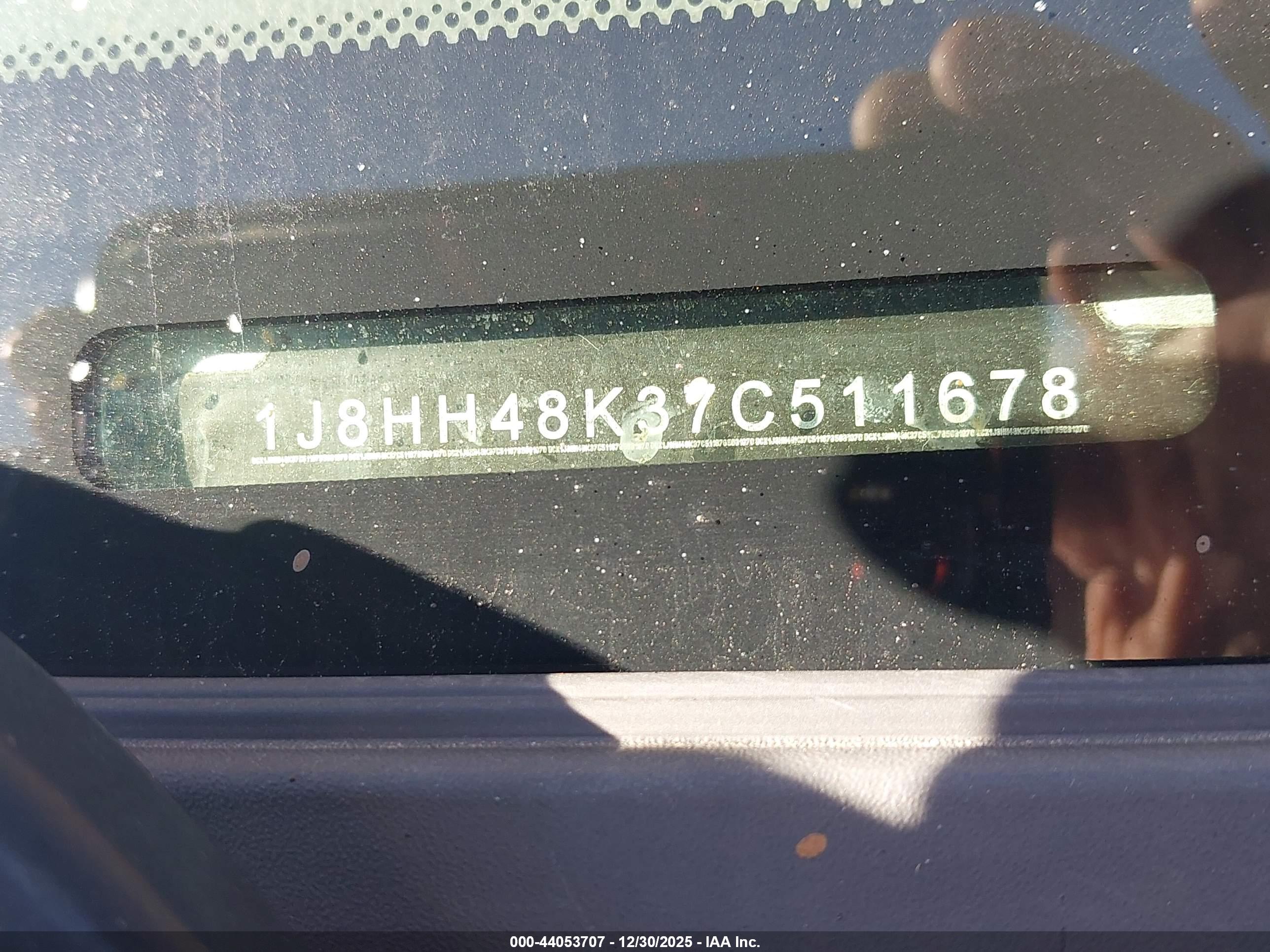 JEEP COMMANDER image 9
