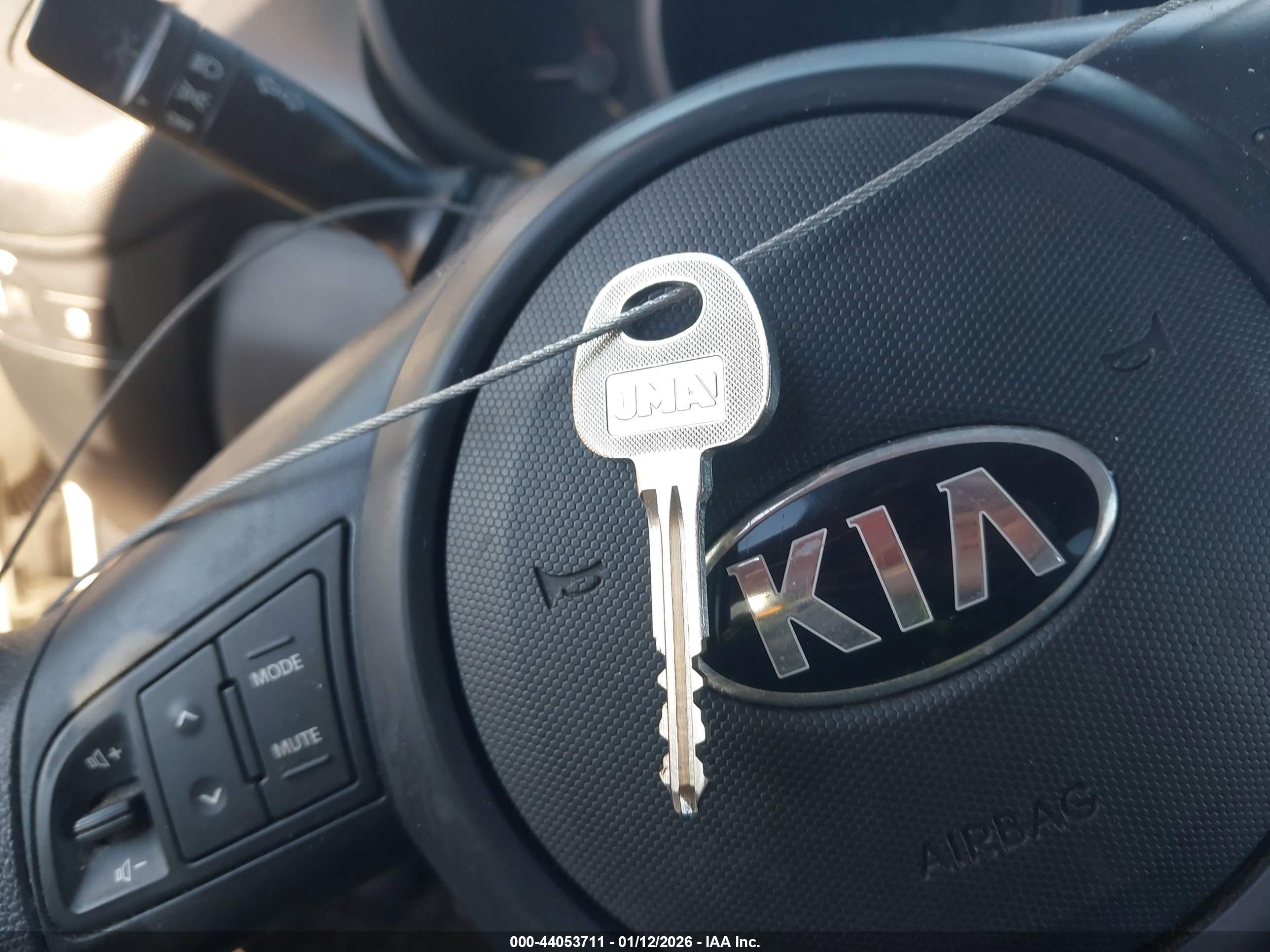 KIA SOUL image 11