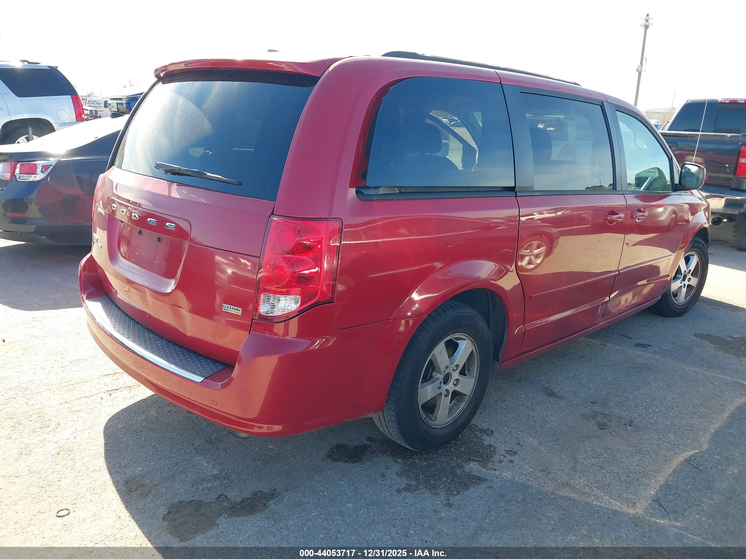 DODGE GRAND image 4