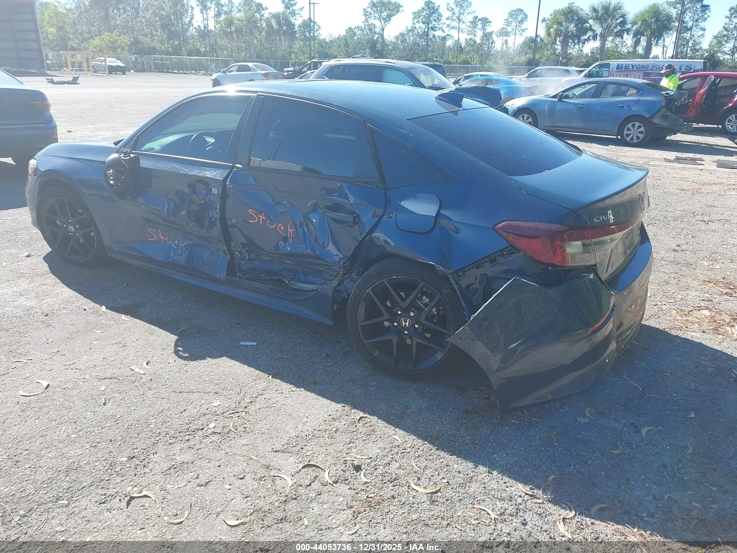HONDA CIVIC image 3